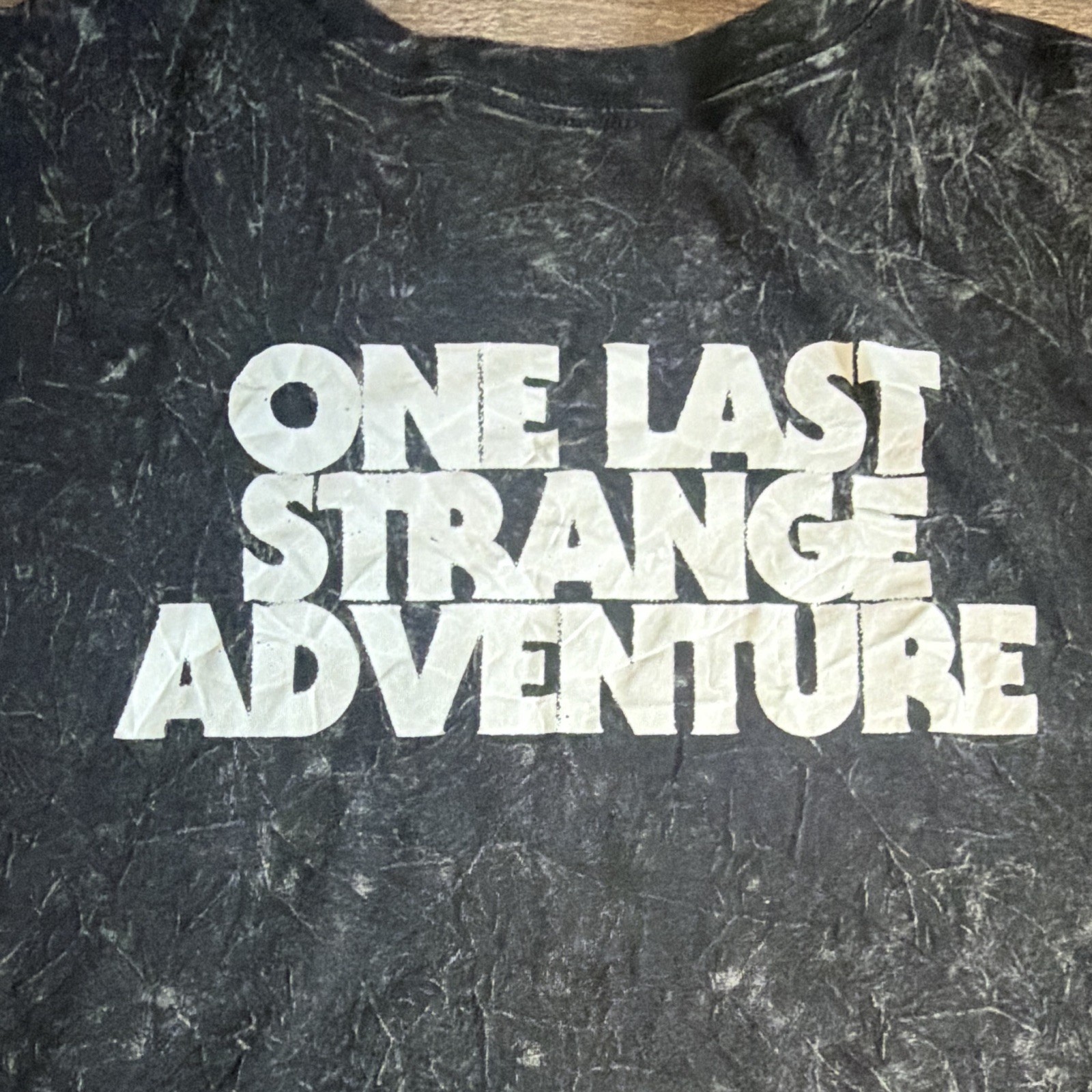 Netflix Stranger Things “One Last Strange Adventure” T-Shirt L 42-44