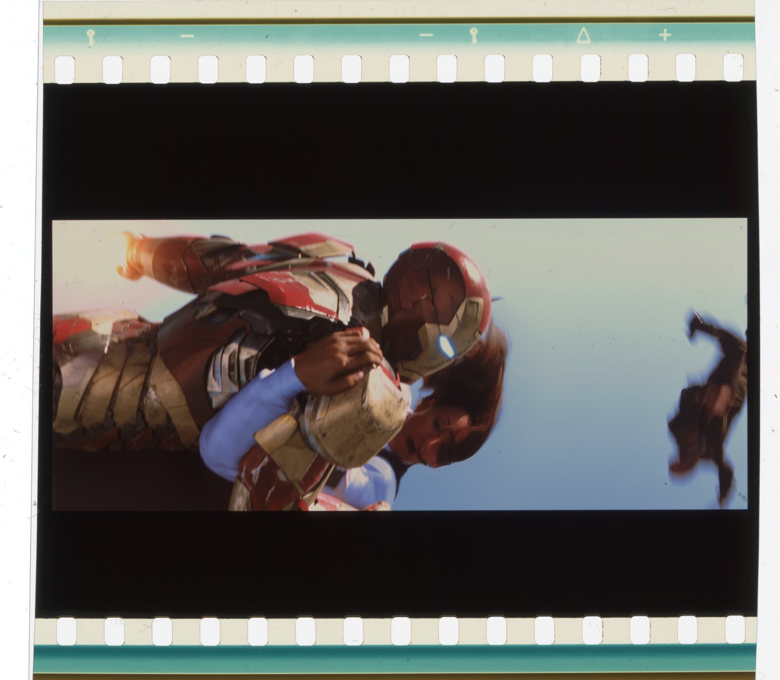 Iron Man 3 – 70mm IMAX Film Frame Cell MARVEL – (17000)