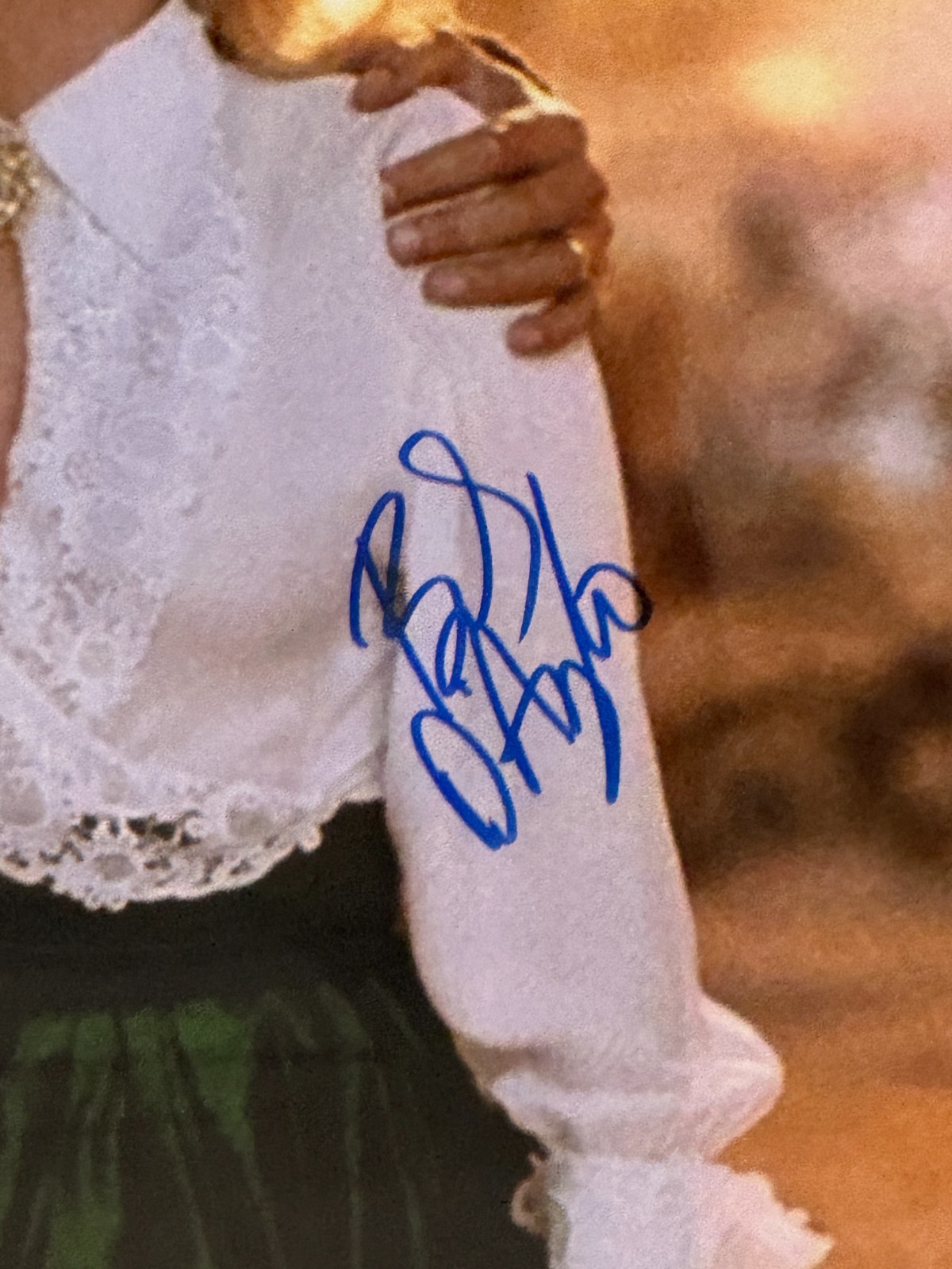CHEVY CHASE BEVERLY D’ANGELO DUAL SIGNED AUTO 16X20 CHRISTMAS VACATION PHOTO COA