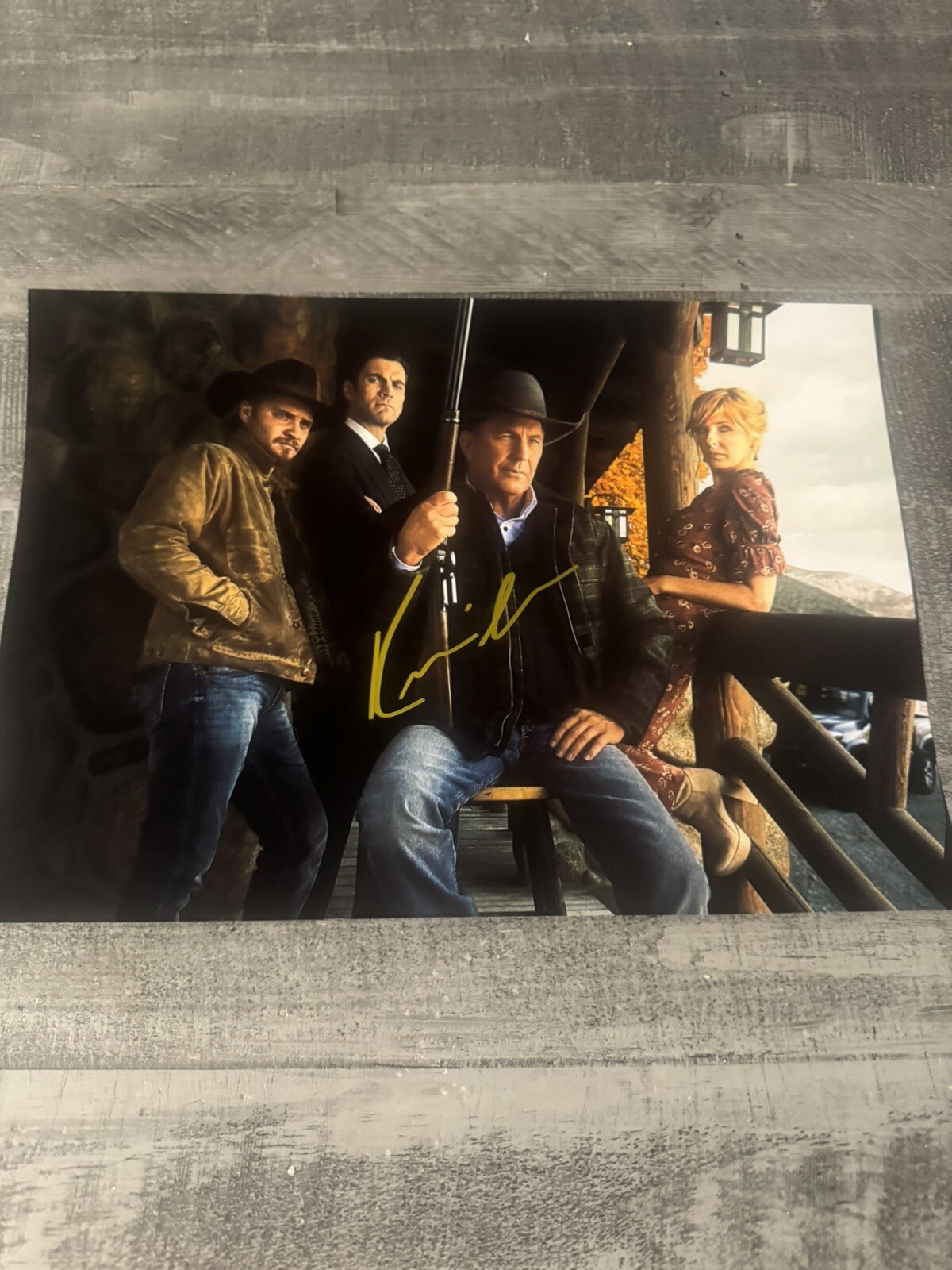 Kevin Costner Yellowstone Autographed 8×10 Photo COA Matte photo