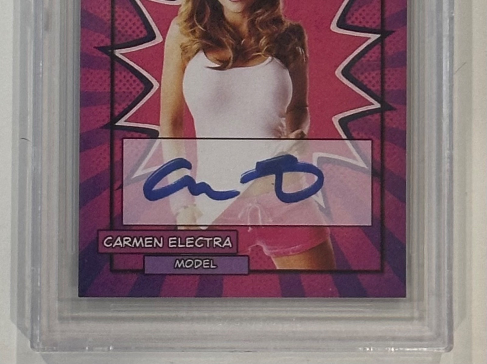 Carmen Electra Signed AUTO Trading Card Baywatch Singled Out Beckett BAS COA