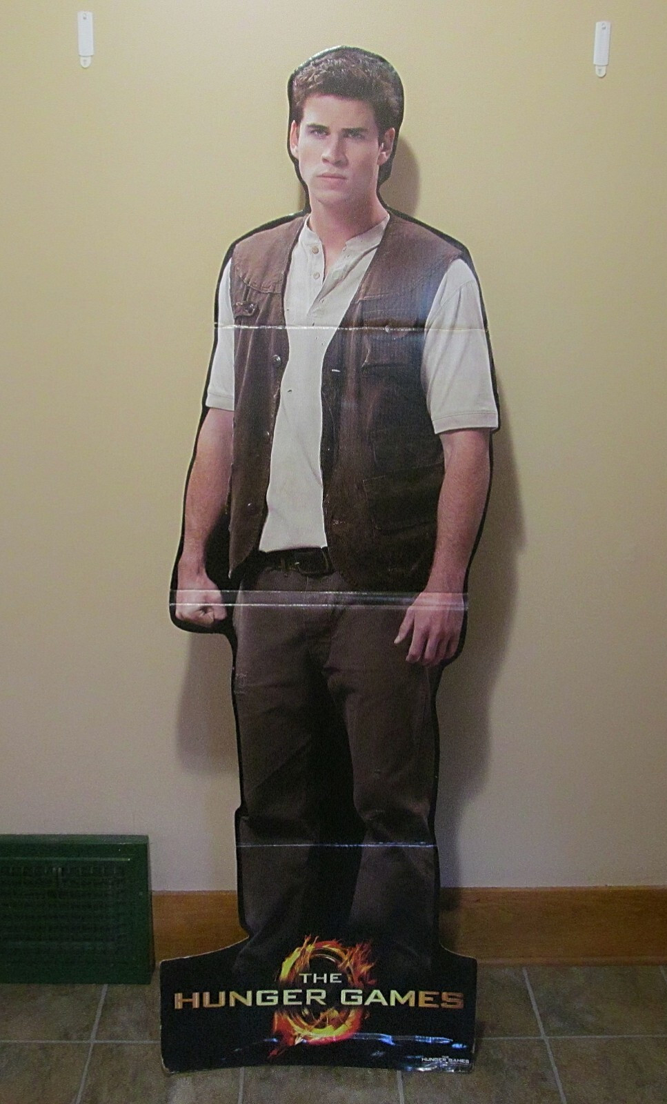 The Hunger Games Gale Hawthorne Liam Hemsworth Life Size Cardboard Standee *READ