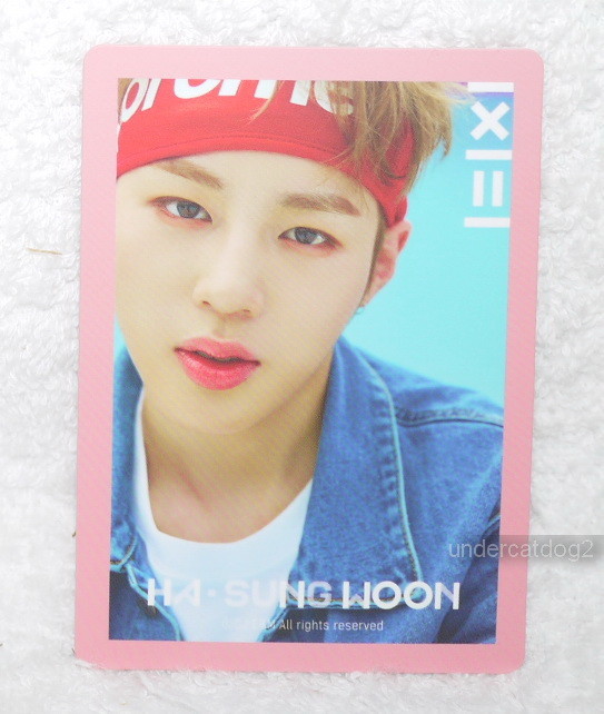 WANNA ONE Vol.1 1X1=1 TO BE ONE PINK VER. Taiwan photo card (HA SUNGWOON ver.)