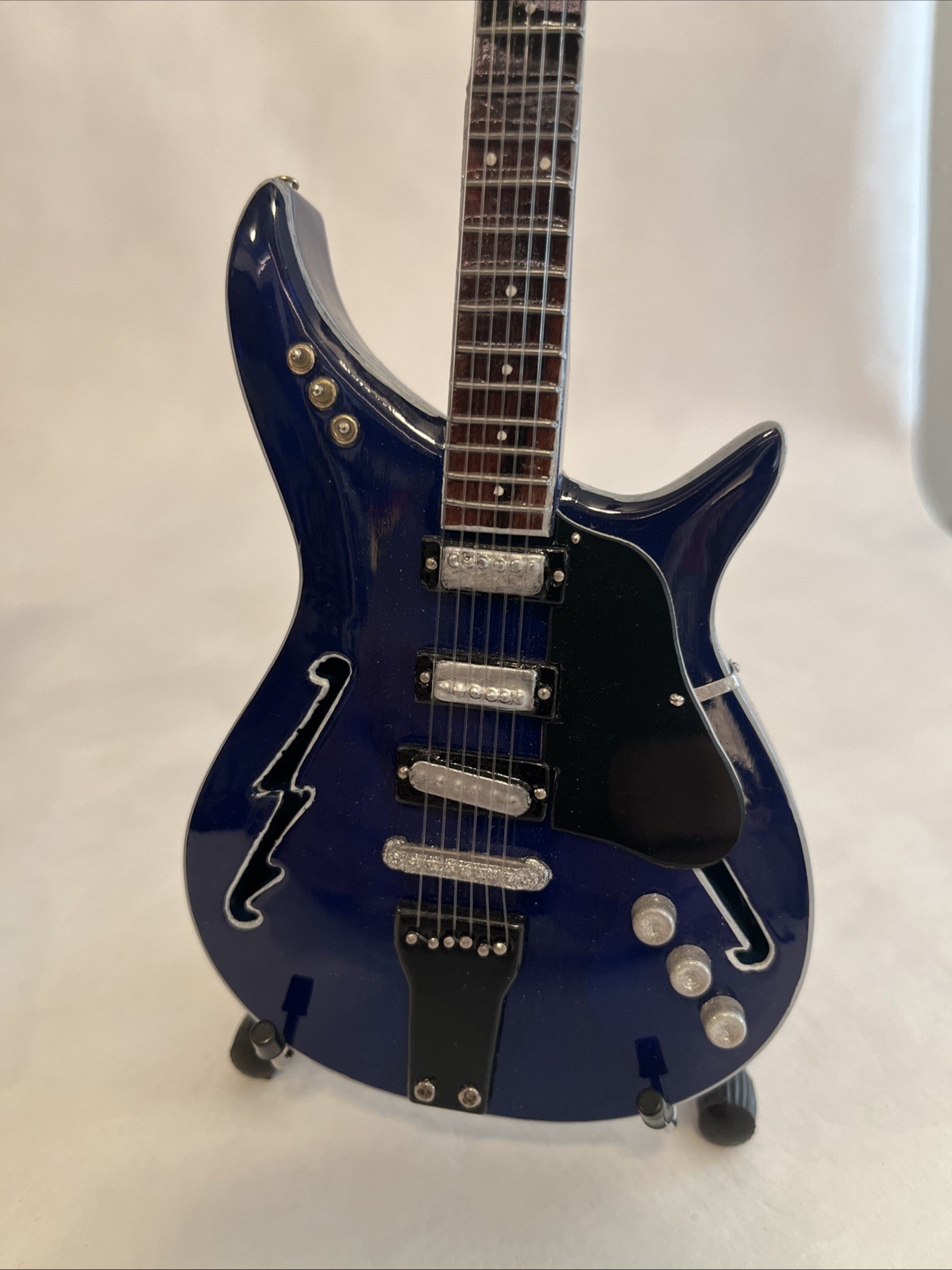 Axe Heaven Bob Weir Modulus Lightning Bolt Mini Guitar Replica – Case Included