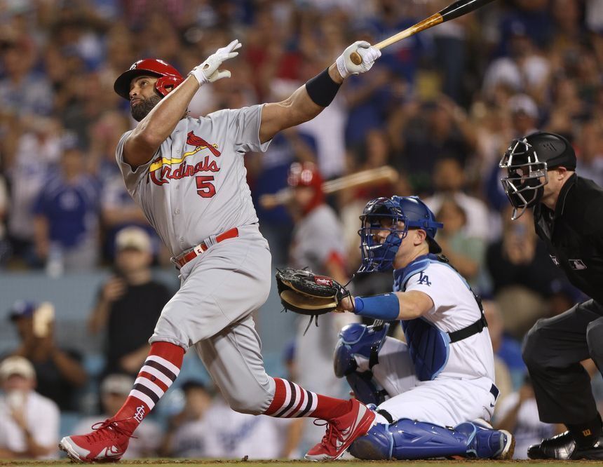 Albert Pujols St Louis Cardinals 700 Homerun Running And Celebrating 8×10 Pictur