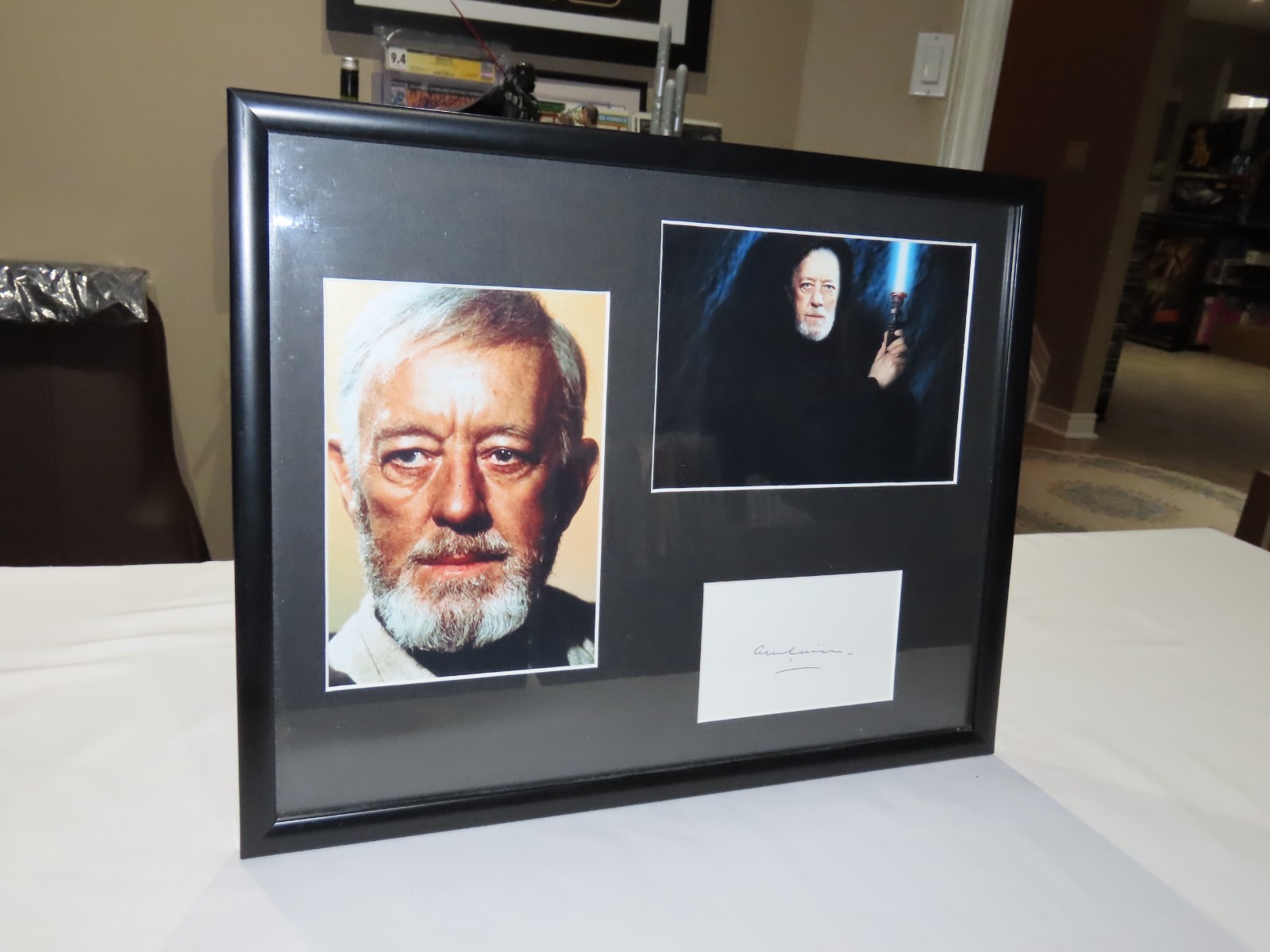 ALEC GUINNESS STAR WARS OBI-WAN SIGNED FRAMED DISPLAY CELEBRITY PAPER COA