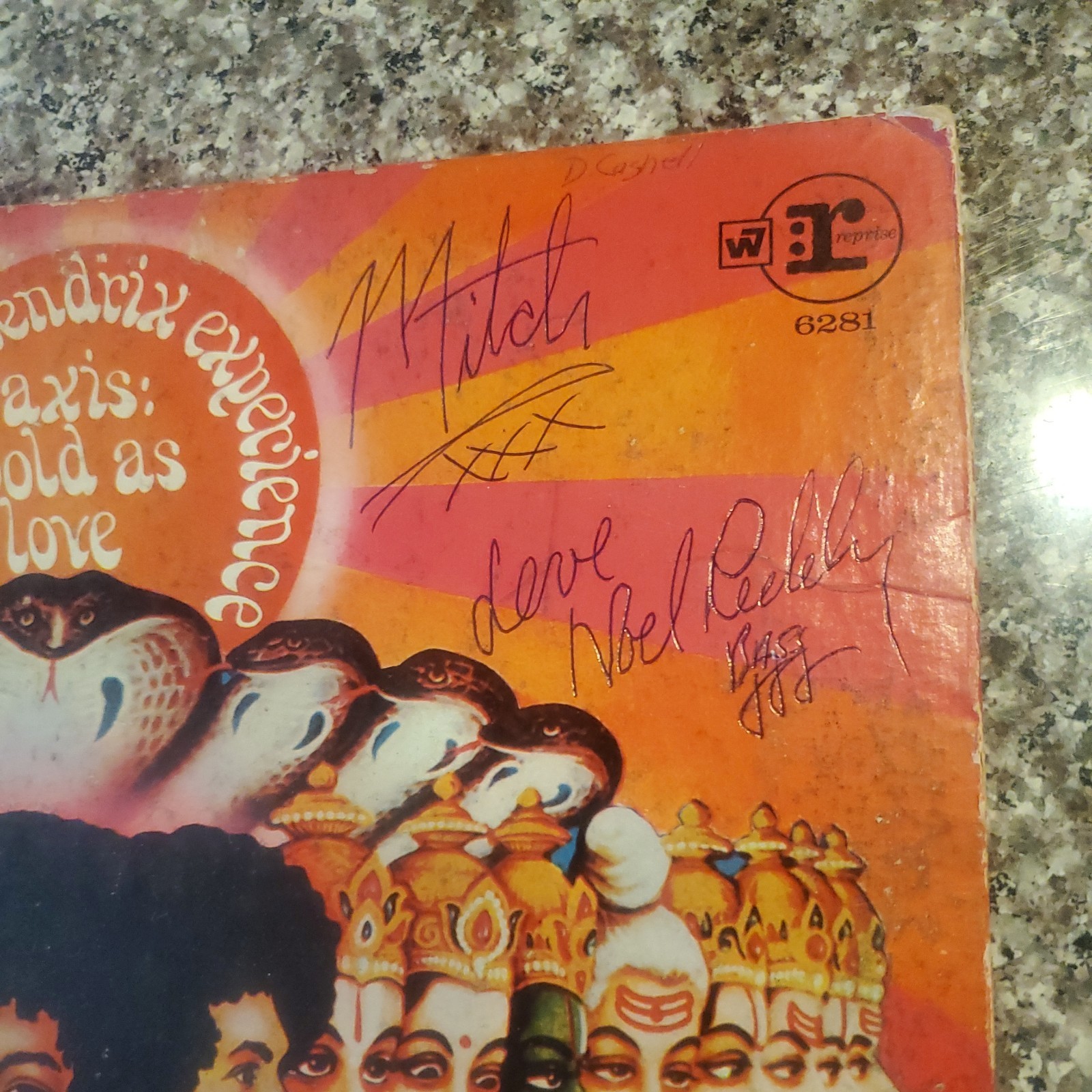Jimi Hendrix & Experience Signed/Autographed Vinyl AXIS BOLD AS LOVE w/ LOA