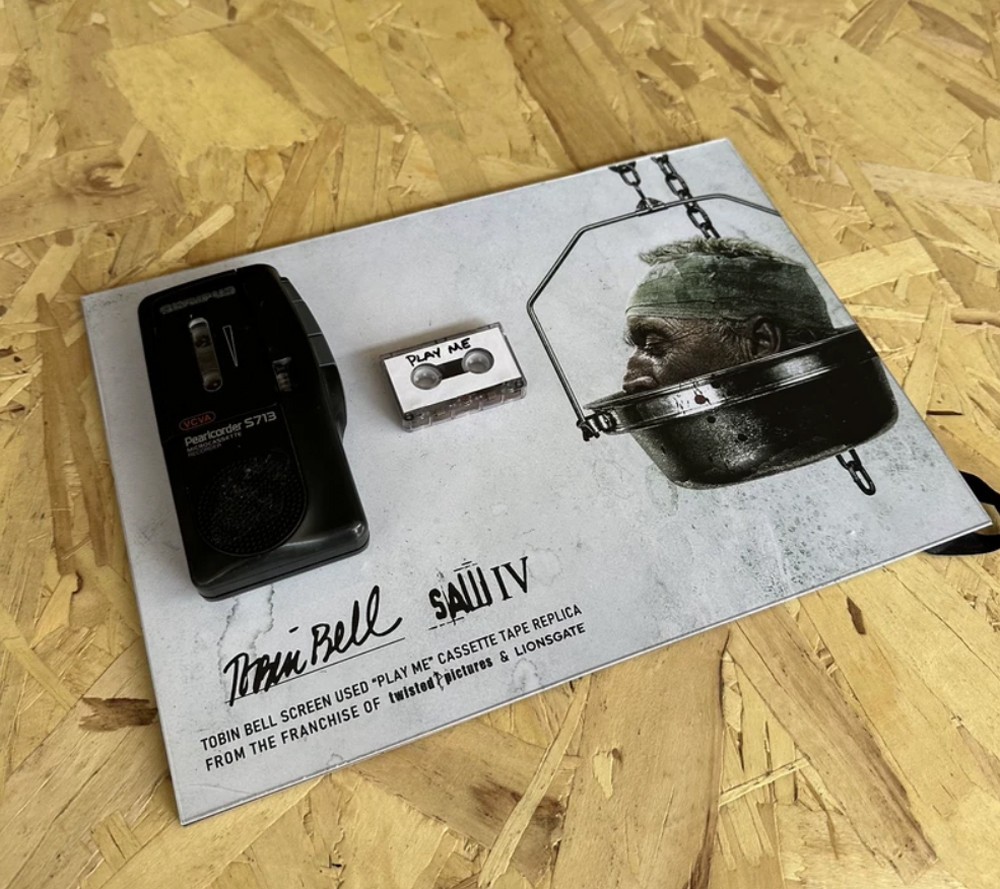 SAW IV Tbbin Bell Screen Cassette Mark Hoffman Tape Movie Prop Replica