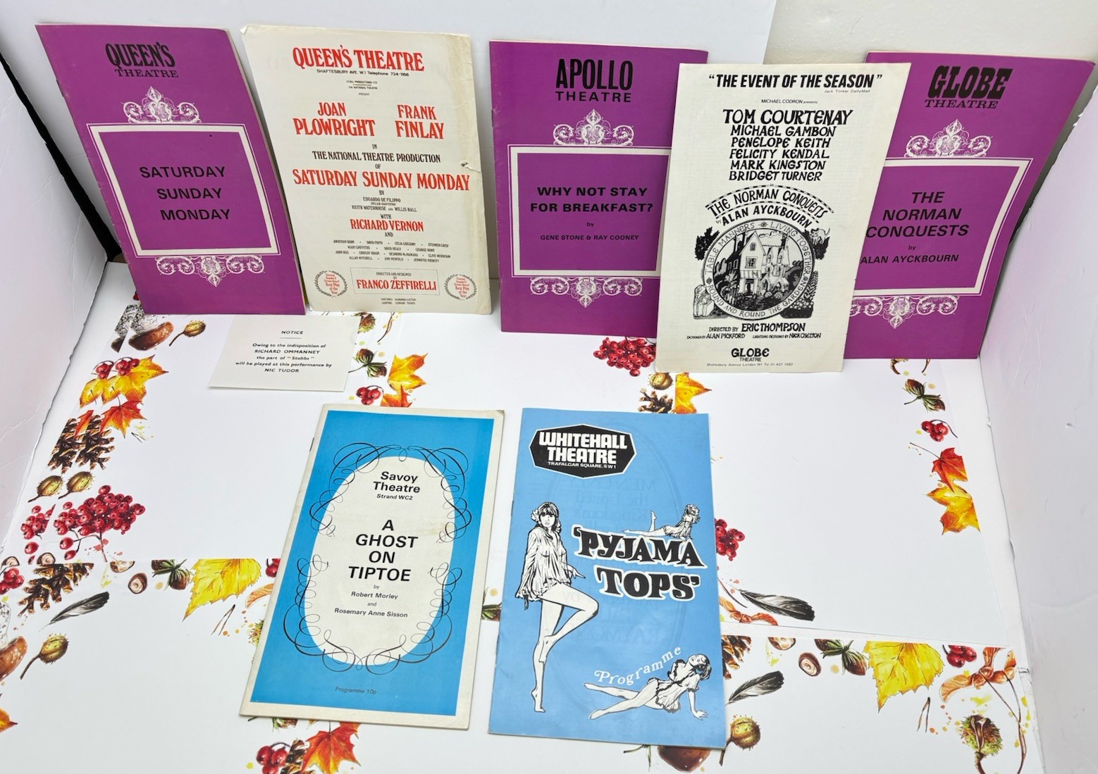 Vintage Lot Of 5 Playbills Apollo Theater, Queens Theater,Savoy,Whitehall, Globe