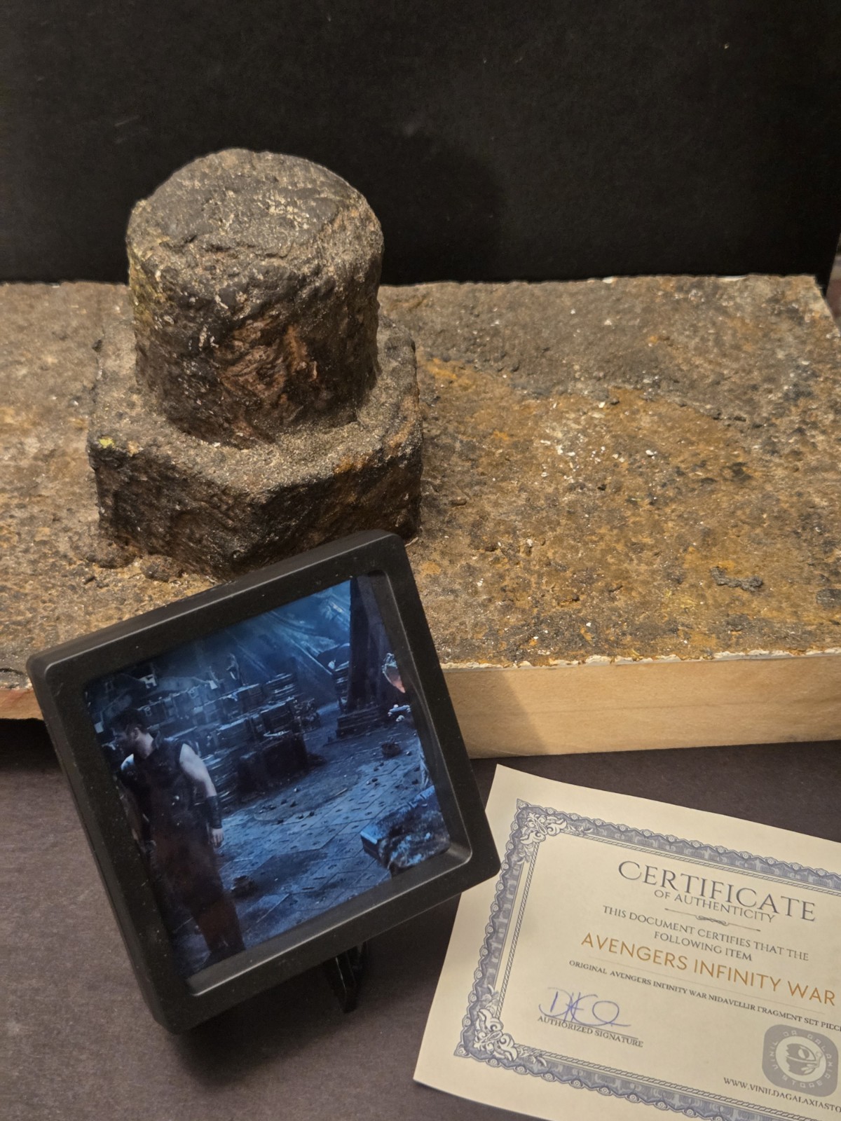 Marvel Avengers Infinity War – Original Movie Prop Screen Used – Nivavellir Set