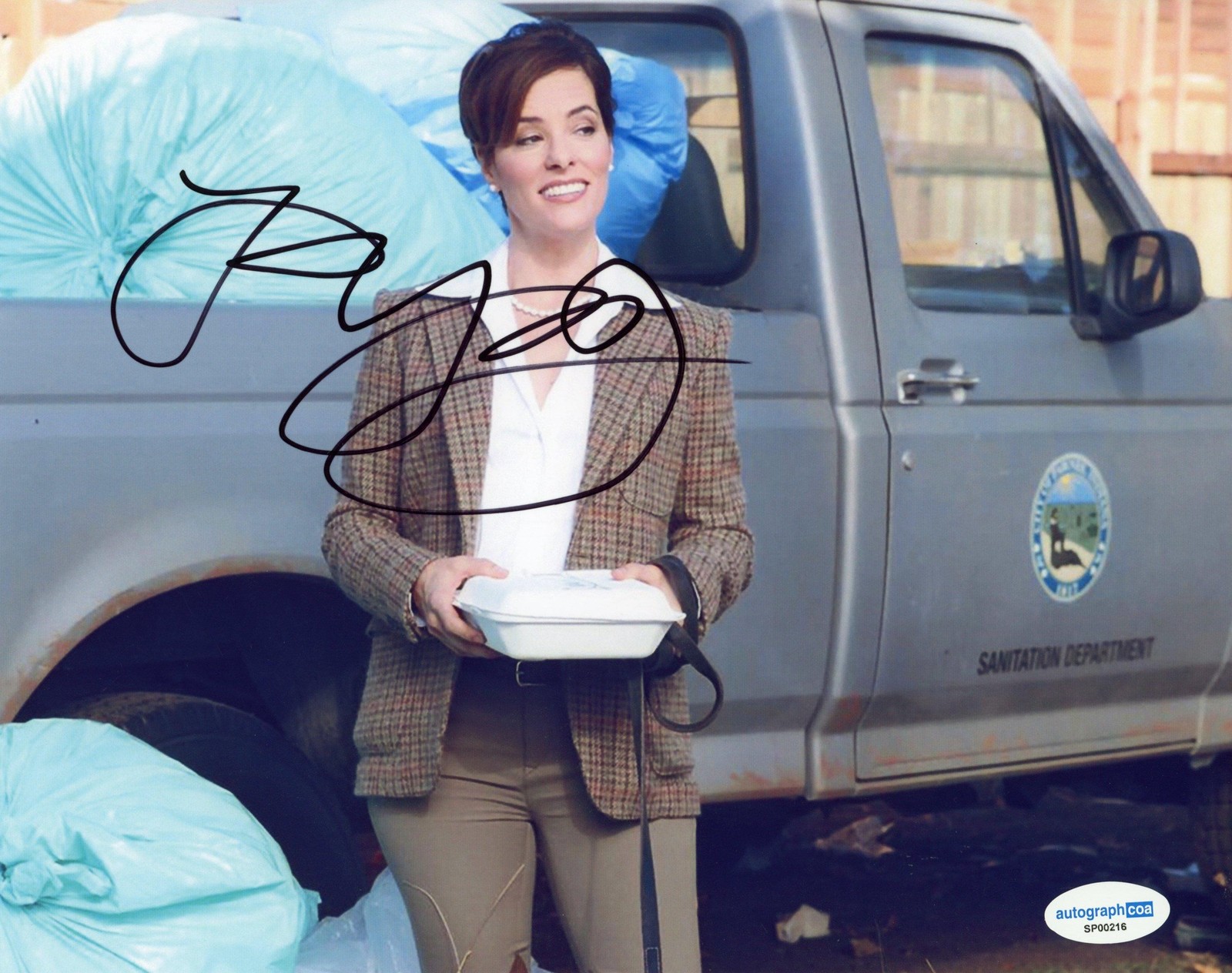Parker Posey “Parks and Recreation” AUTOGRAPH Signed ‘Lindsay’ 8×10 Photo ACOA