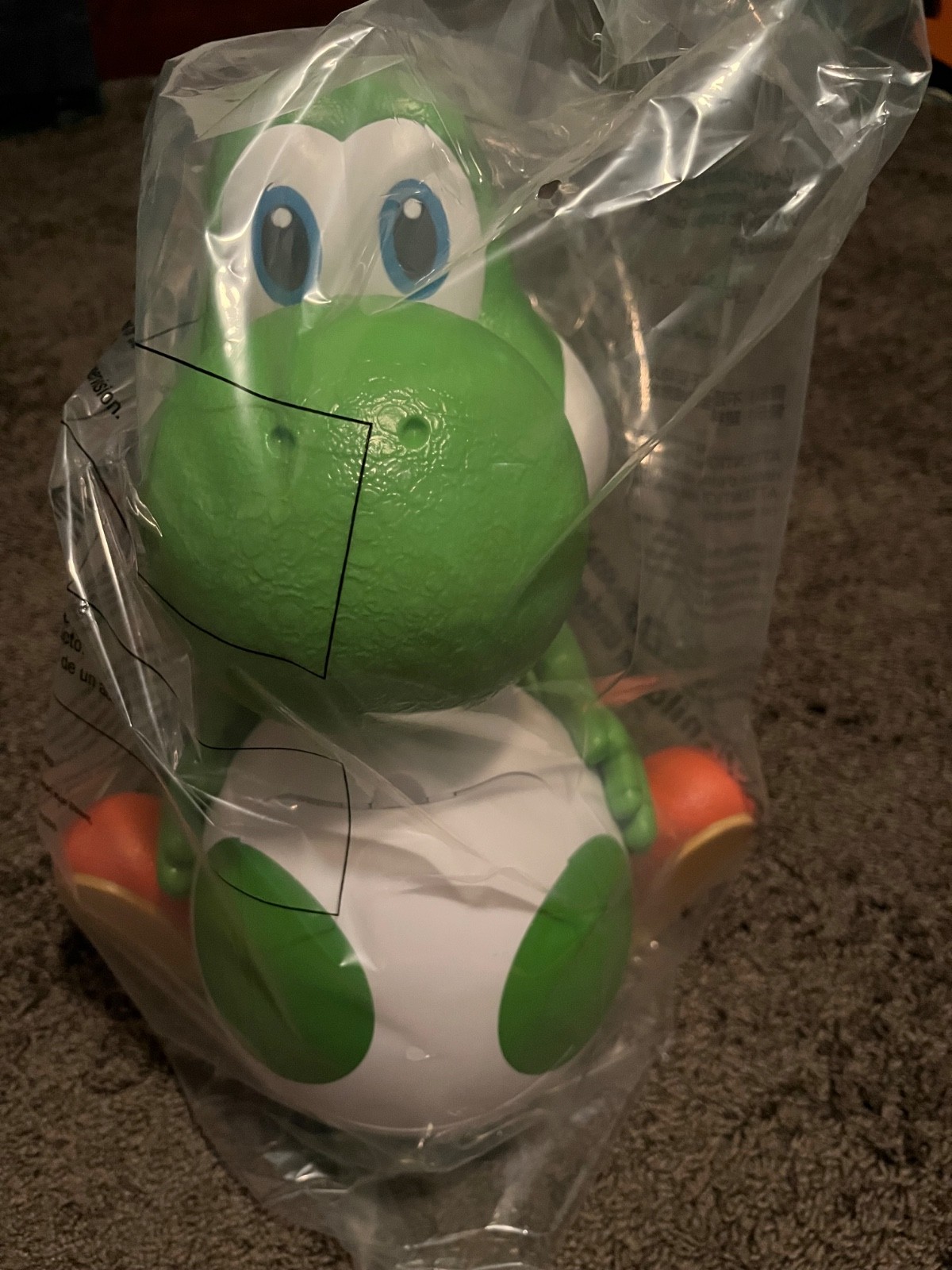 Yoshi Popcorn Bucket Super Mario Bros Limited Edition (In Original Packaging)