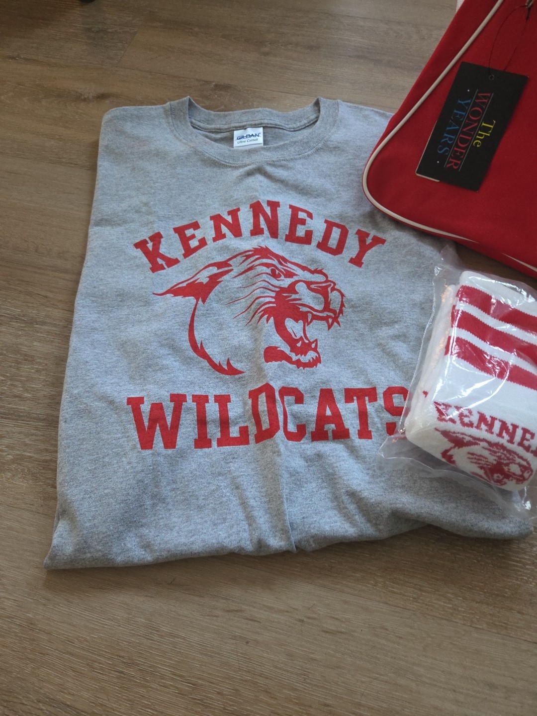 The Wonder Years Experience Edition- Gym Bag, Tshirt, Socks, Pennant And Patch