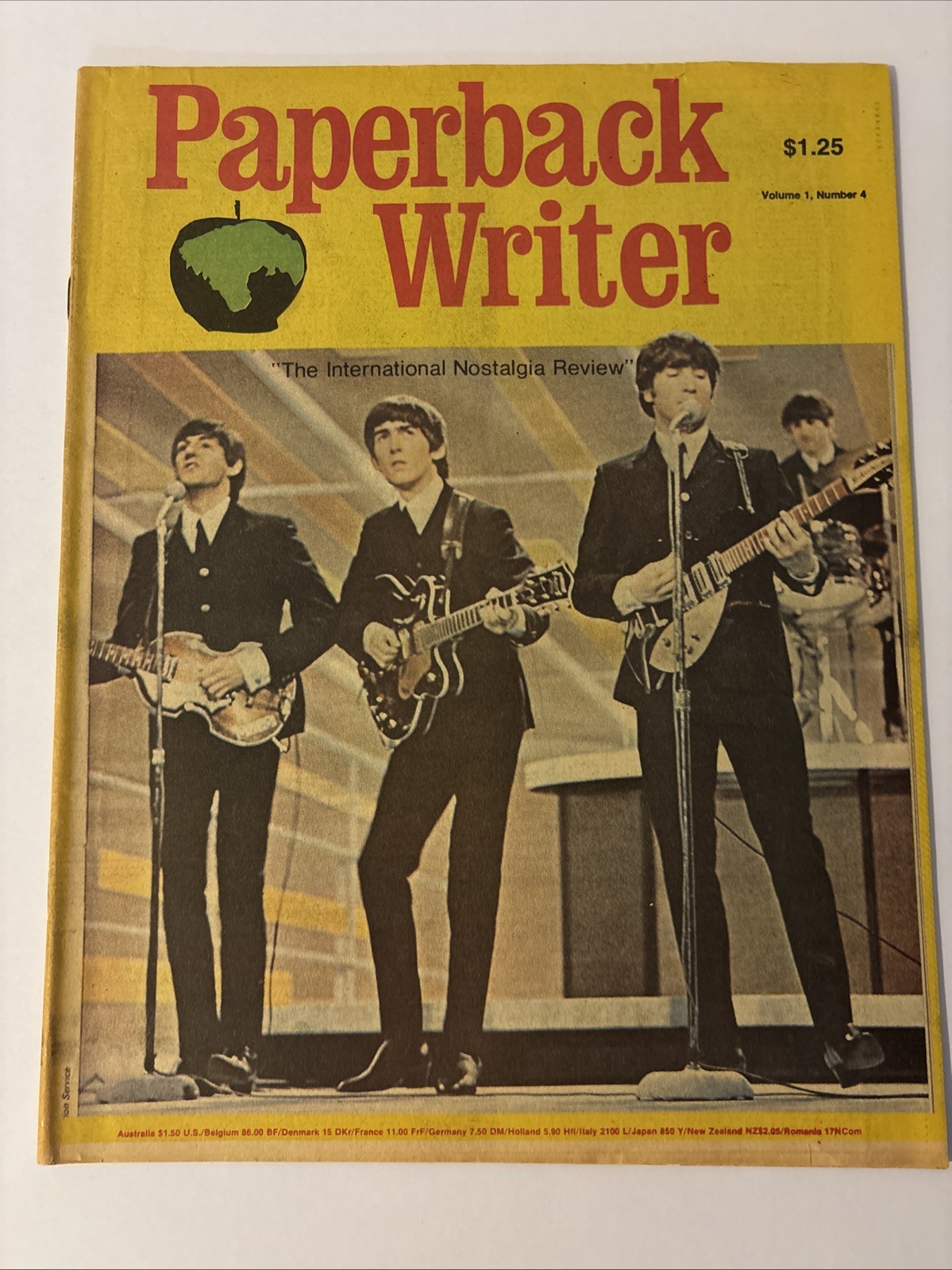 Paperback Writer Vol. 1 No 4 1979. RARE COLOR COVER with The Beatles Magazine