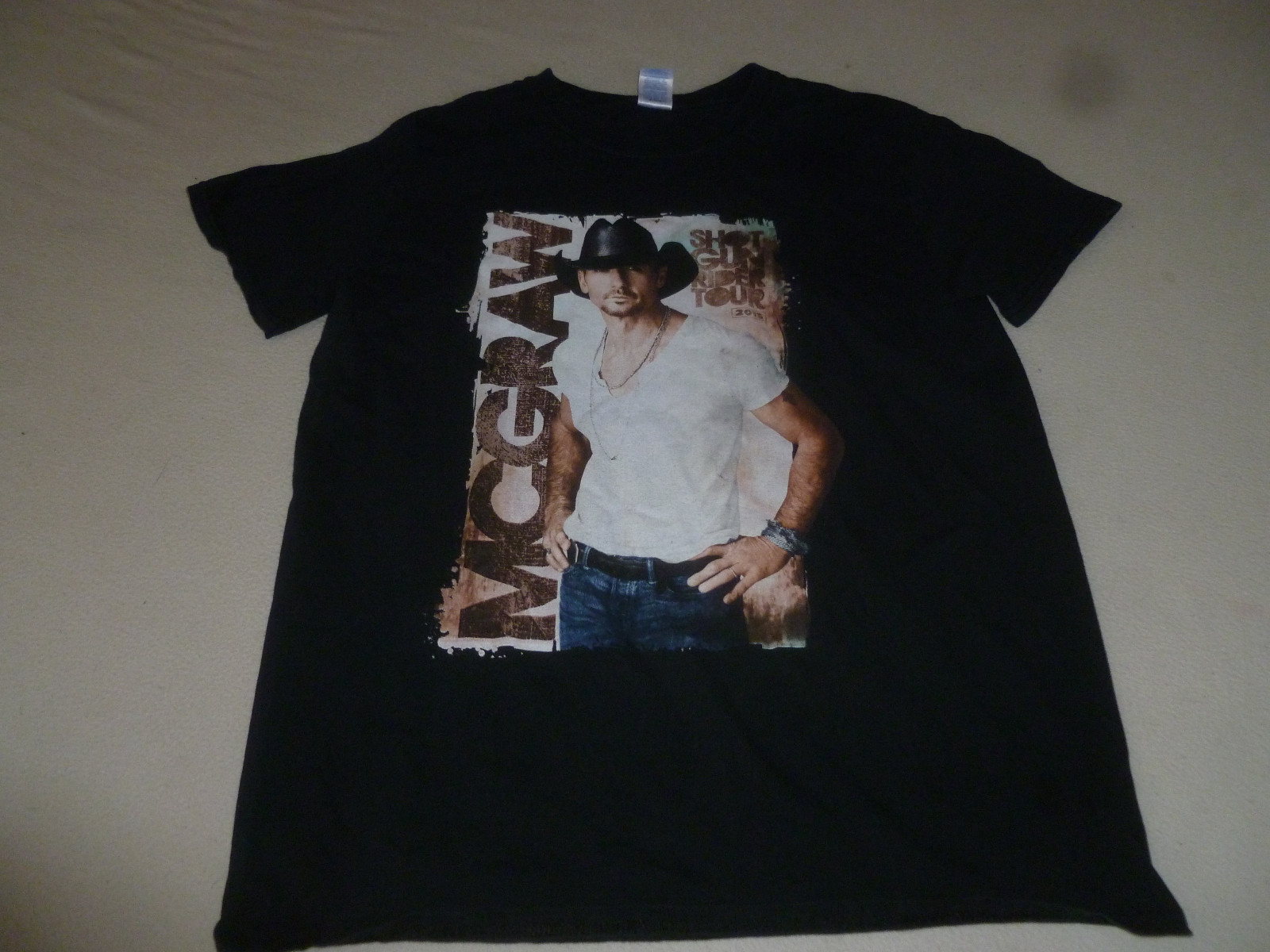 TIM MCGRAW GUN RIDER 2015 TOUR CONCERT SHIRT COUNTRY BLACK GILDAN SOFT STYLE M
