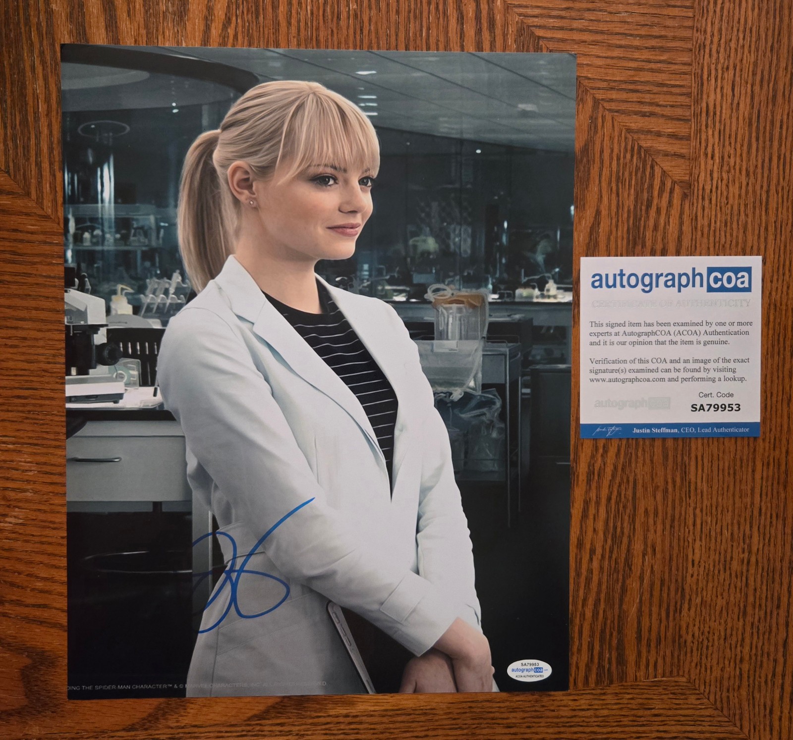 Emma Stone Signed The Amazing Spider-Man 11×14 (ACOA COA)
