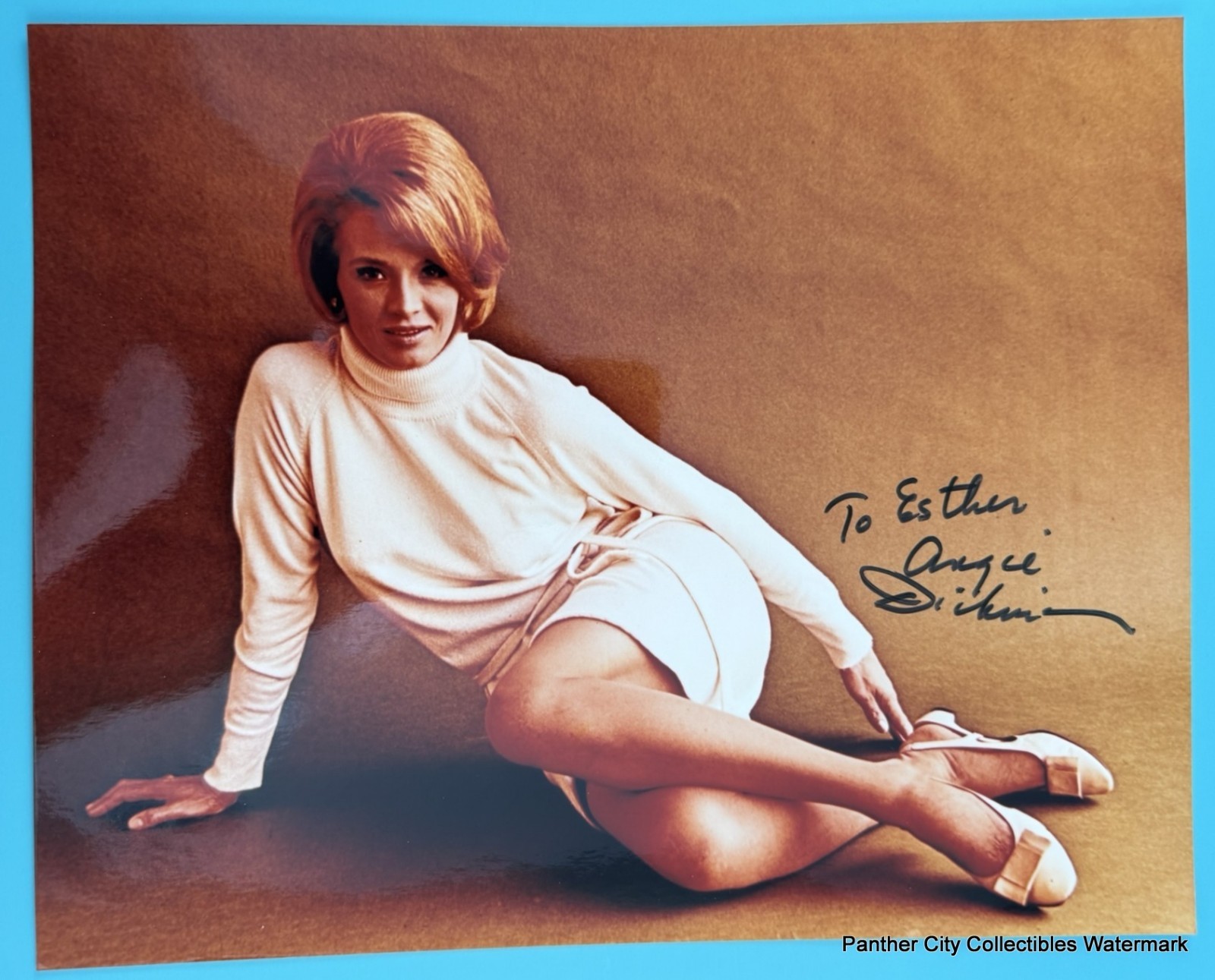 Vintage Signed Photograph Signed Actress Angie Dickinson Rio Bravo Police Woman