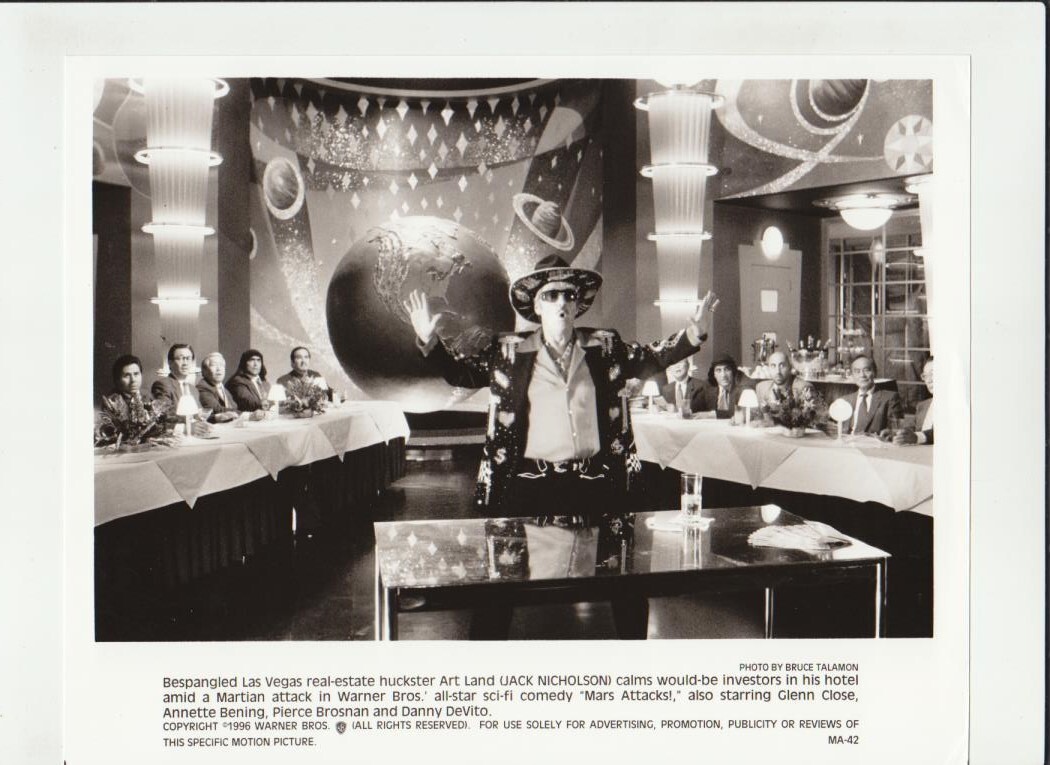 MARS ATTACKS – MOVIE- 18 ORIGINAL PUBLICITY PHOTOS-SEE ALL SCANS 1996