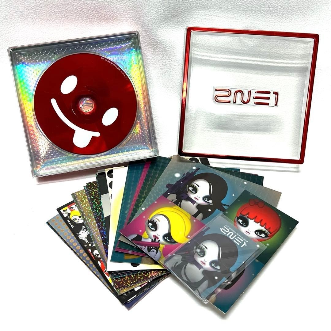 2NE1 2011 The Second Mini Album CD First Limited Edition Korean board Model