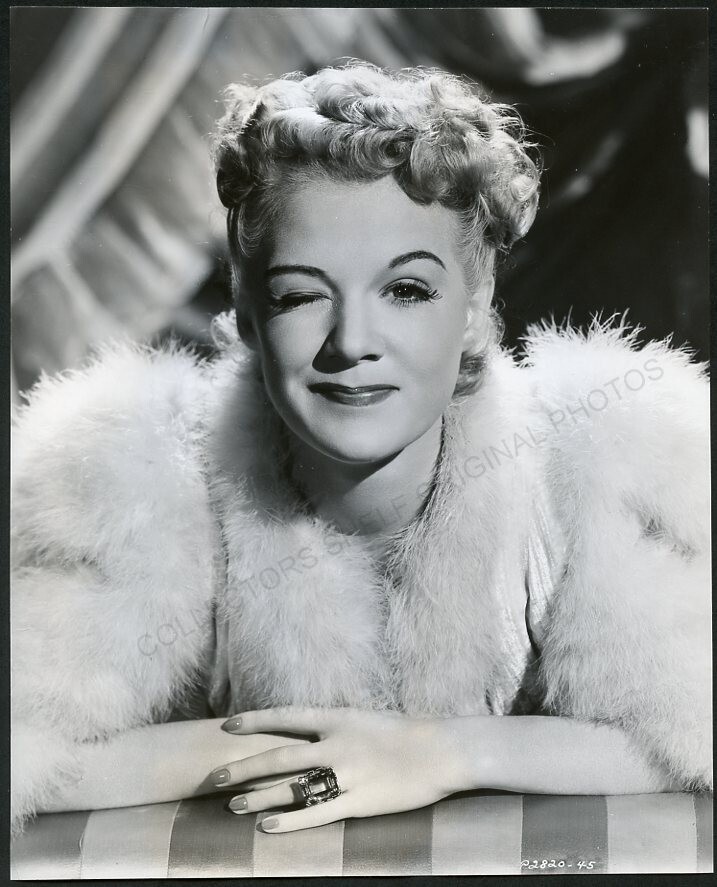 BETTY HUTTON Winking at Camera – 1942 Original Vintage Photo