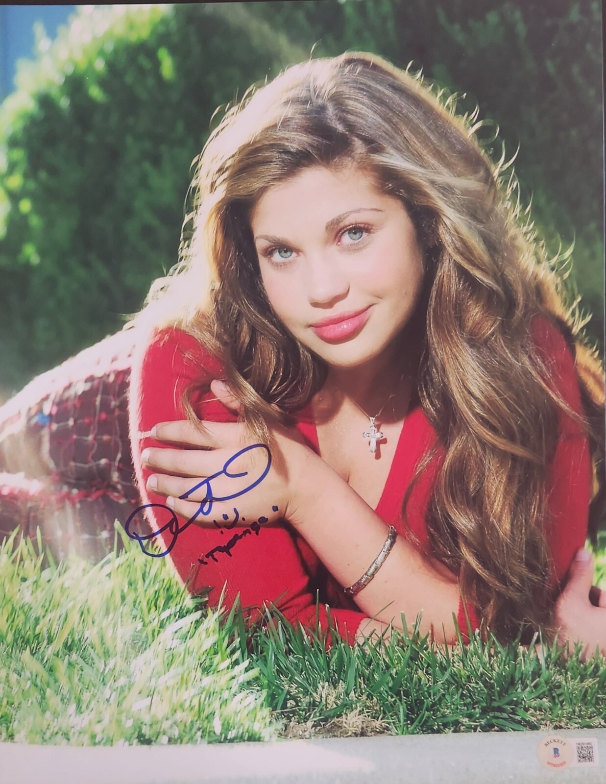 Danielle Fishel autographed 11×14 photo Boy Meets World BECKETT HOLOGRAM COA