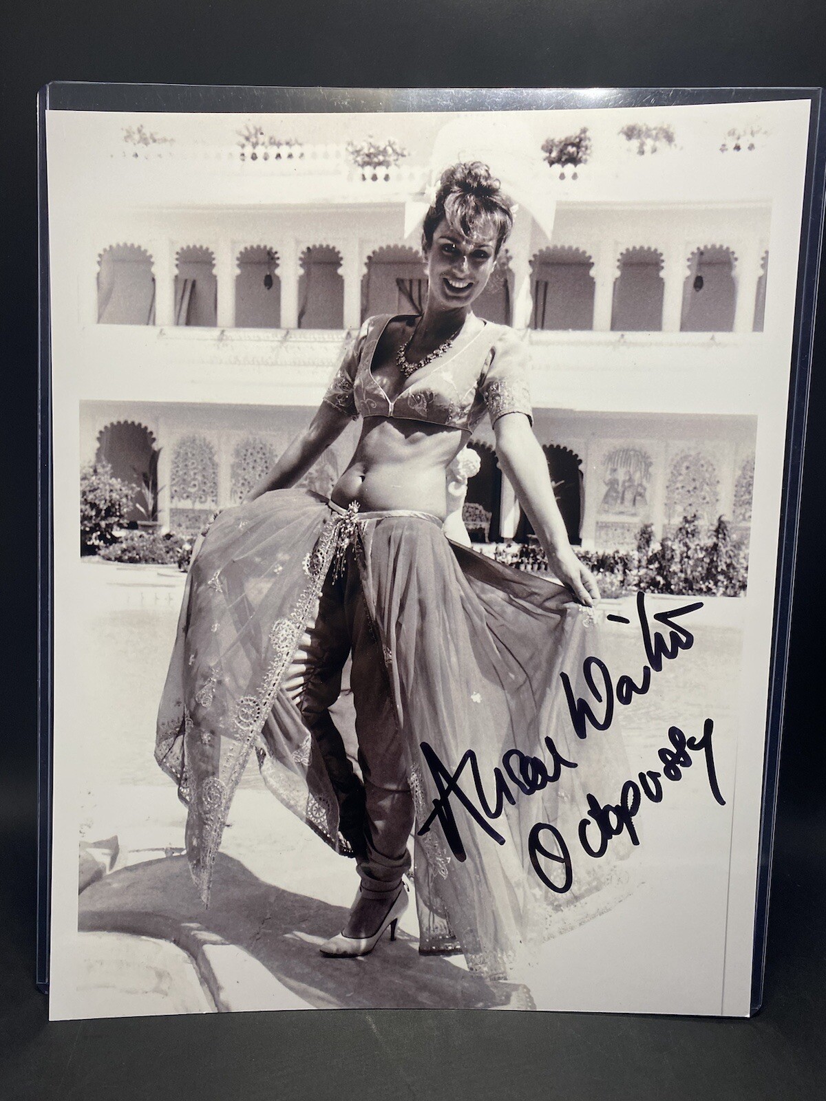 ALISON WORTH SIGNED JAMES BOND OCTOPUSSY 8×10, B’BC CERTIFIED GENUINE