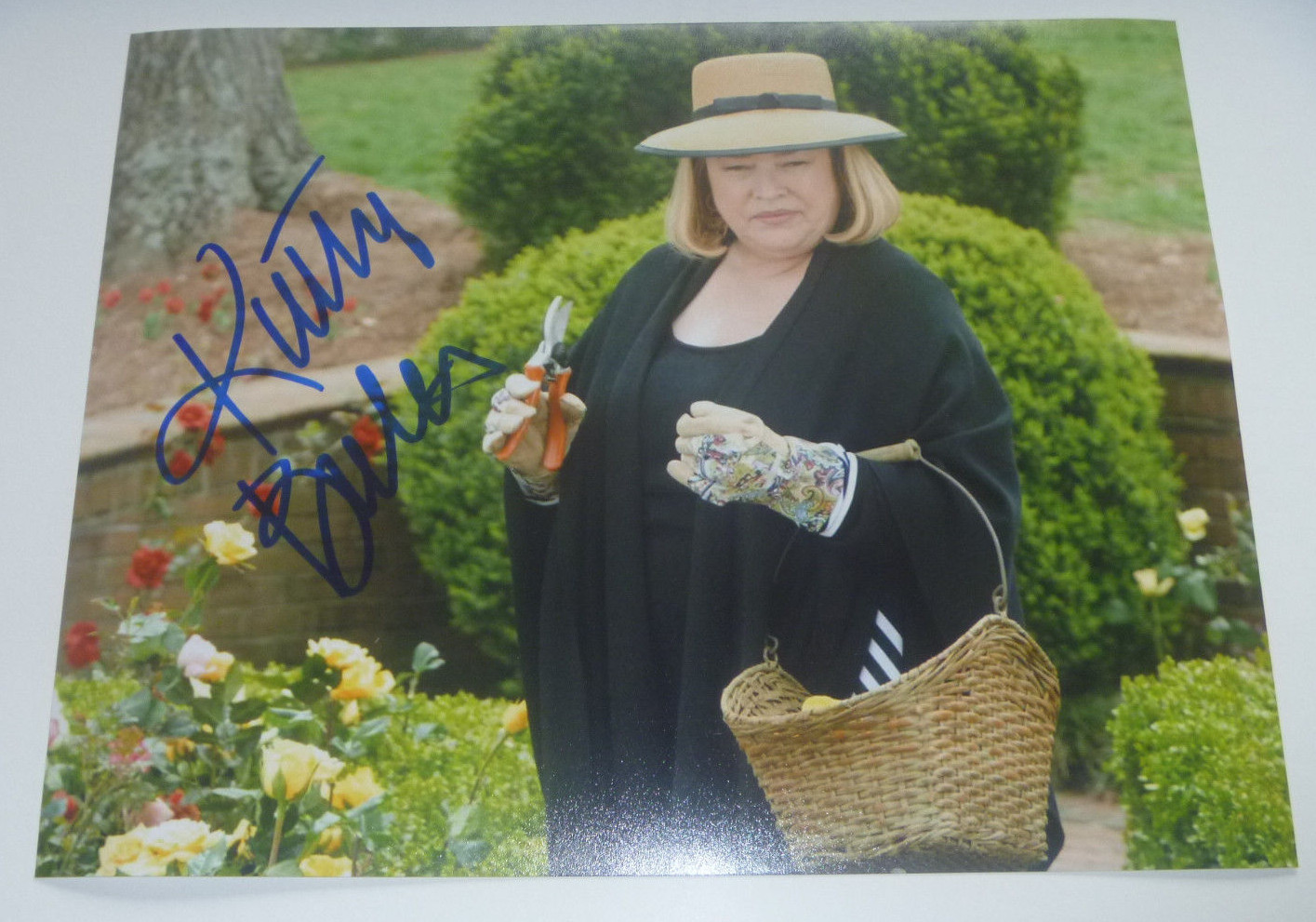 Kathy Bates Authentic Signed 8×10 Photo Autographed, Actress