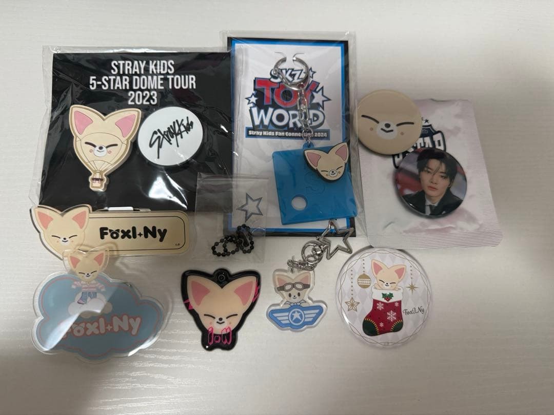 Stray Kids I.N FoxI.Ny Keychain Plush Set Official KPOP Idol Goods Collection