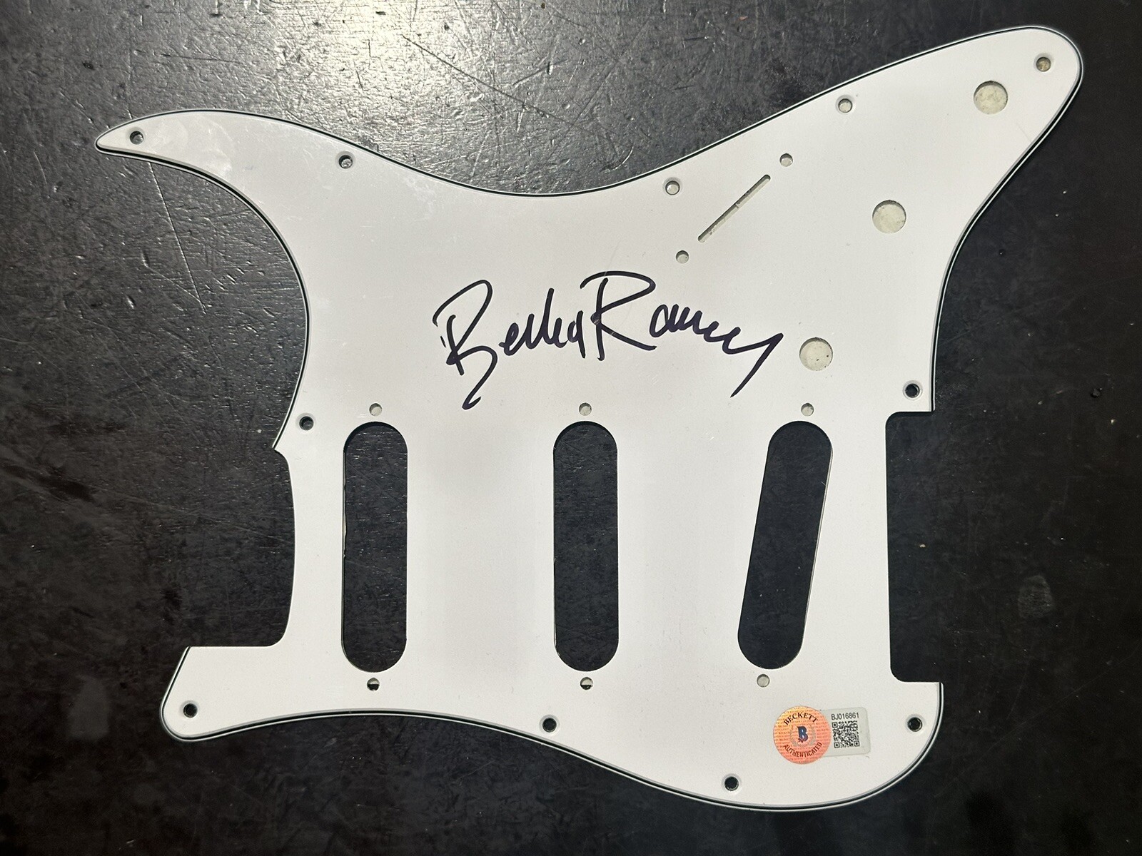 Bella Ramsey Signed Guitar Pickguard The Last Of Us BAS COA BECKETT