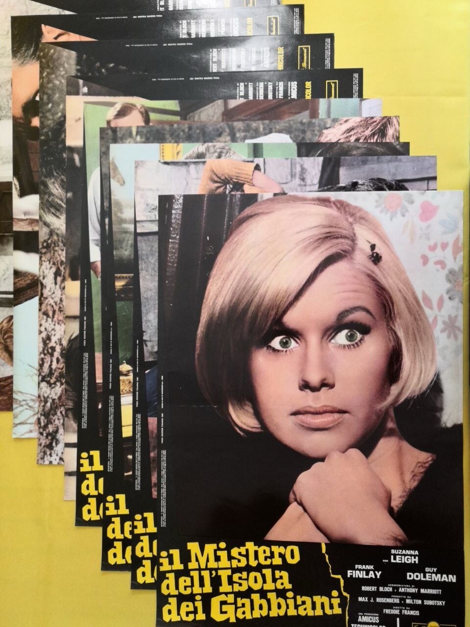 1967 THE DEADLY BEES LOT of 8 Suzanna Leigh Fotobusta Movie Poster ORIG. F16-9