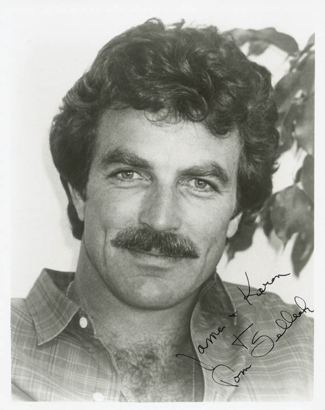 TOM SELLECK – AUTOGRAPHED INSCRIBED PHOTOGRAPH