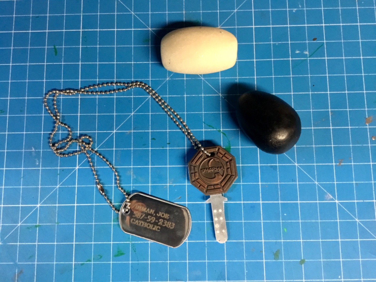 “LOST” / ABC / 2004 – 2010 / Prop Replicas / Everything seen here!