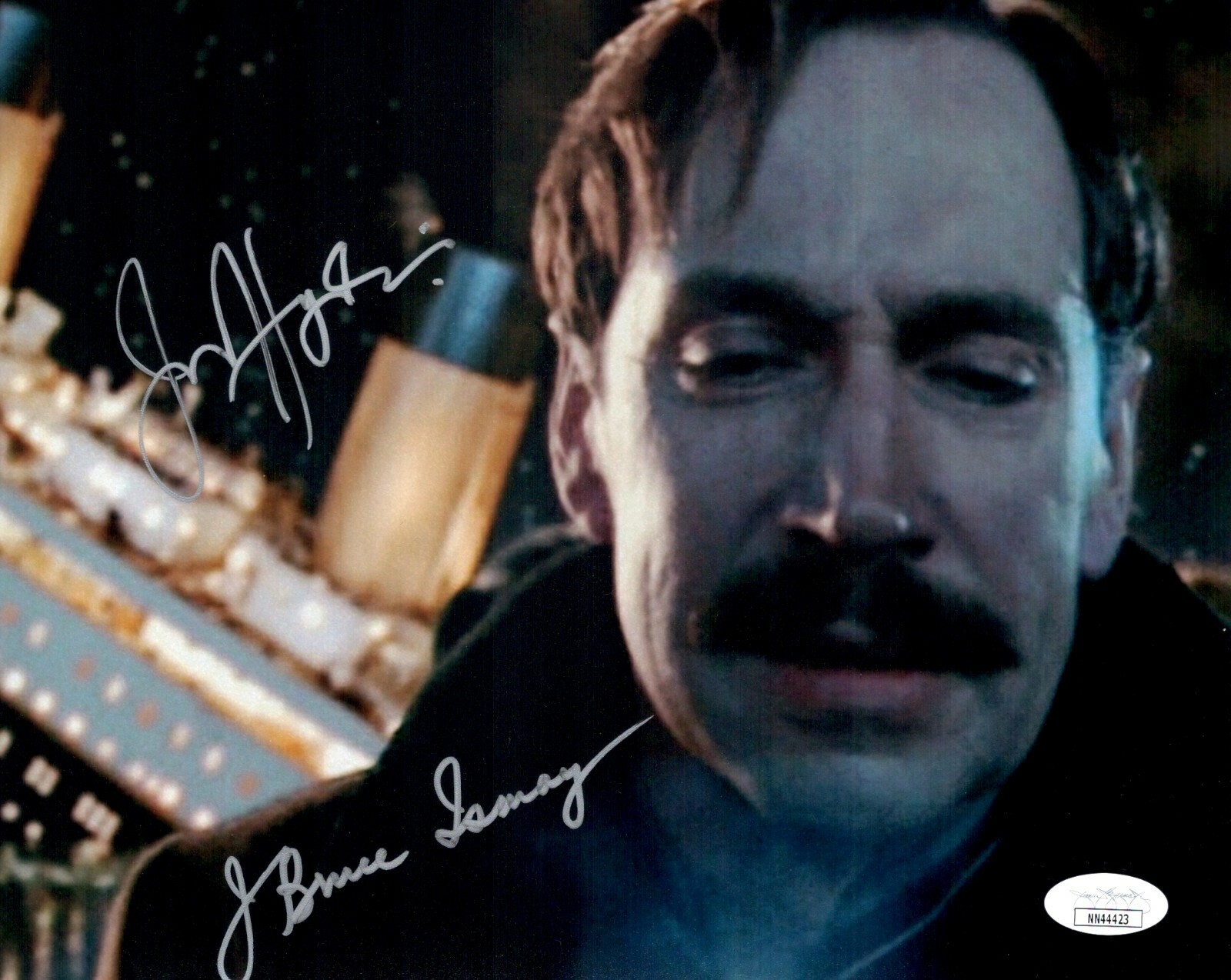 JONATHAN HYDE Signed 8×10 THE TITANIC J. Bruce Ismay Autograph JSA COA Cert