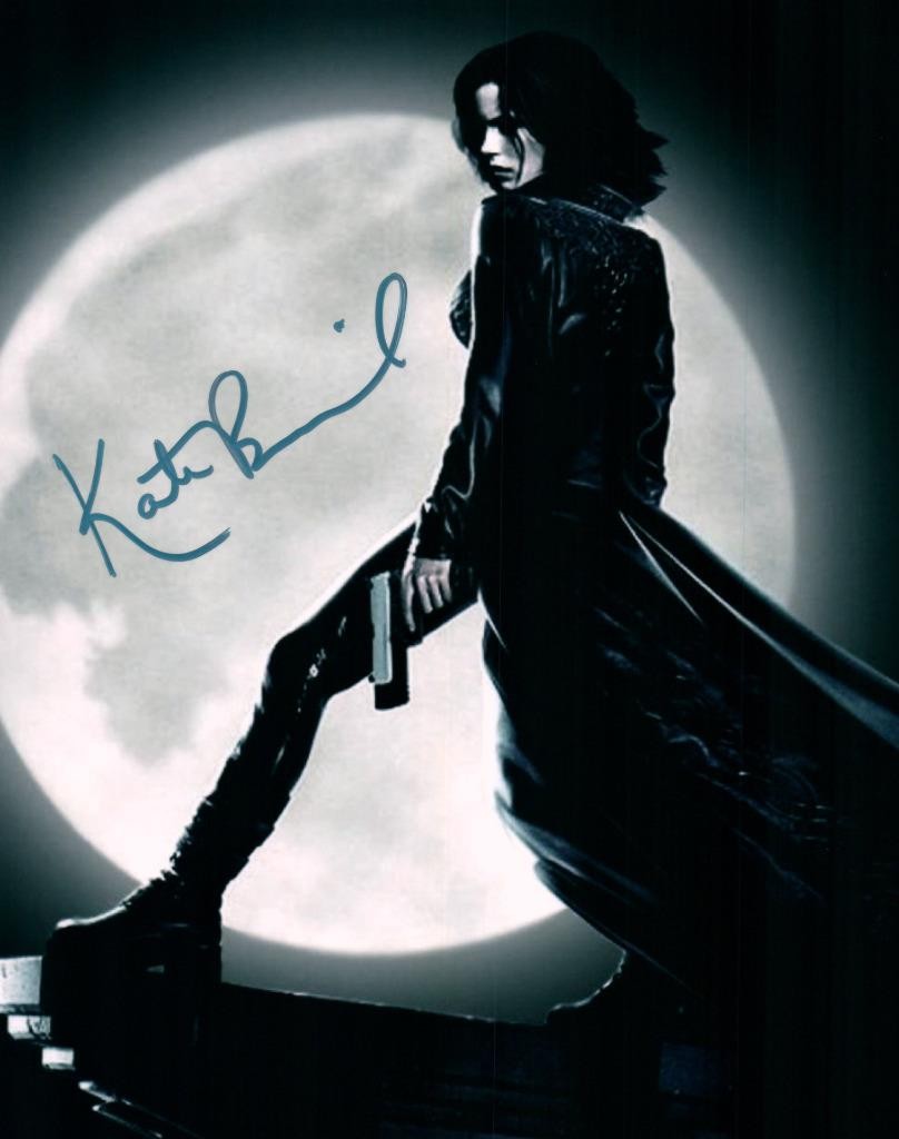 Kate Beckinsale 8×10 Signed Autographed Photo Picture with COA