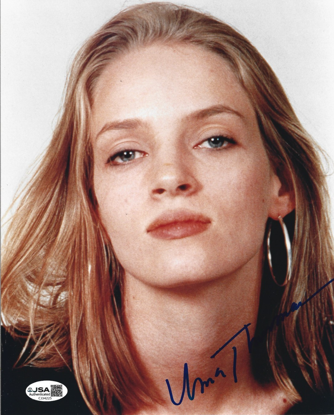 Uma Thurman REAL hand SIGNED Photo JSA COA Autographed Pulp Fiction Kill Bill