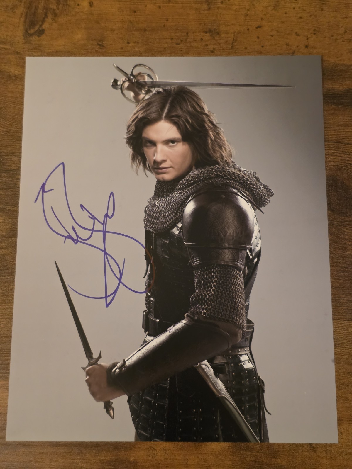 BEN BARNES SIGNED 8X10 PHOTO THE CHRONICLES OF NARNIA PRINCE CASPIAN AUTOGARPH