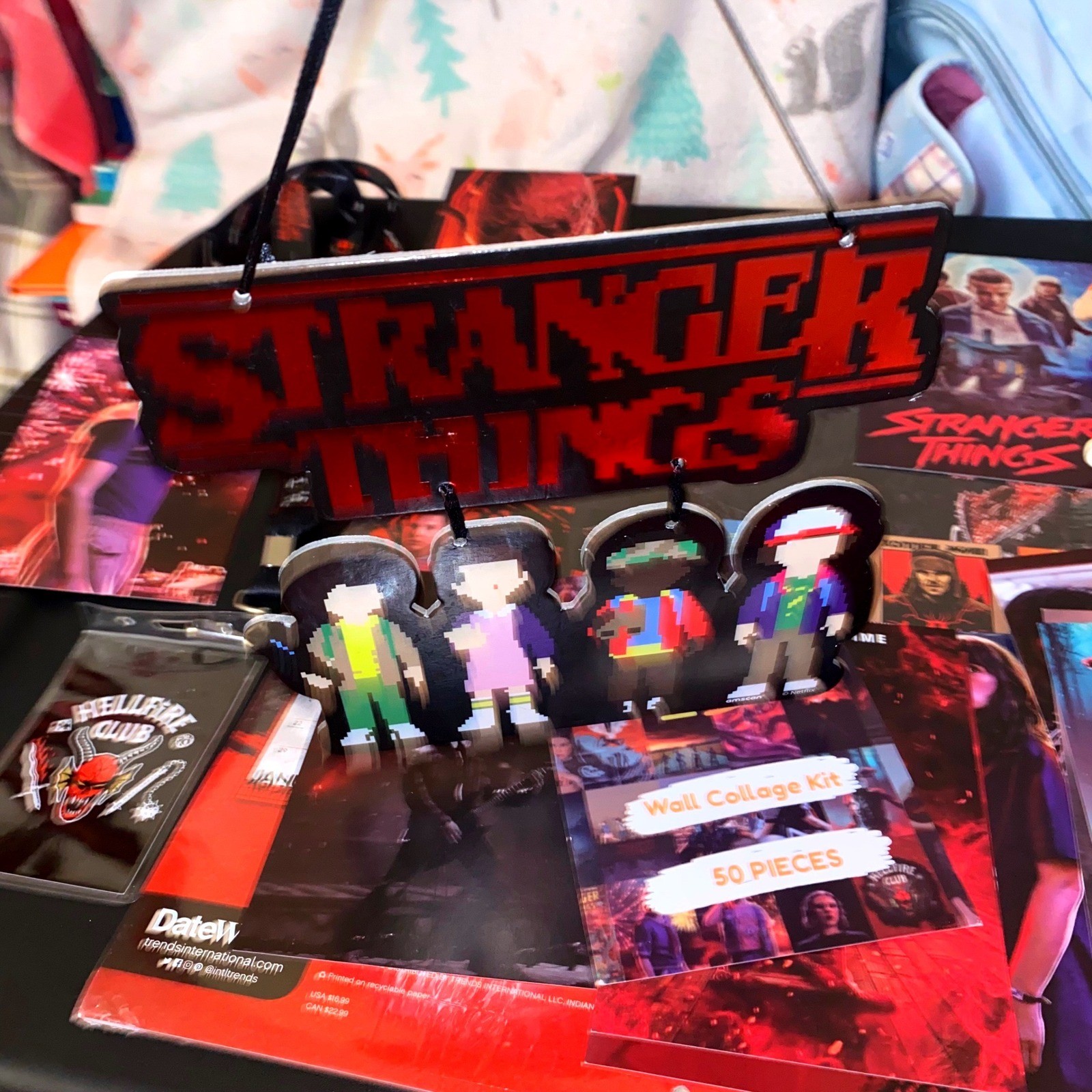 Stranger Things Bundle Dustin Action Figure 2023 Calendar Hellfire Club Lanyard
