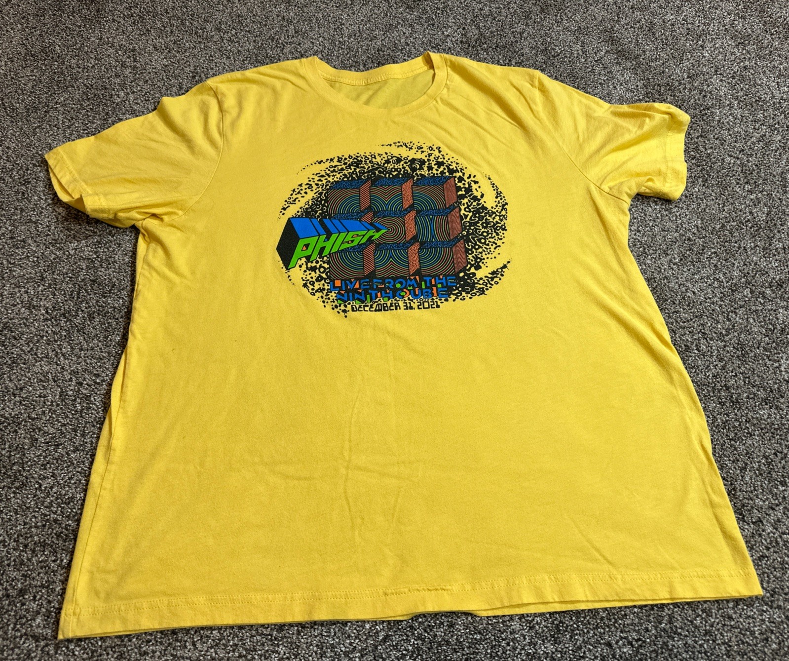 Phish Winter & Summer 2021 Lot Of 2 T-shirts Size Large Yellow/Gray