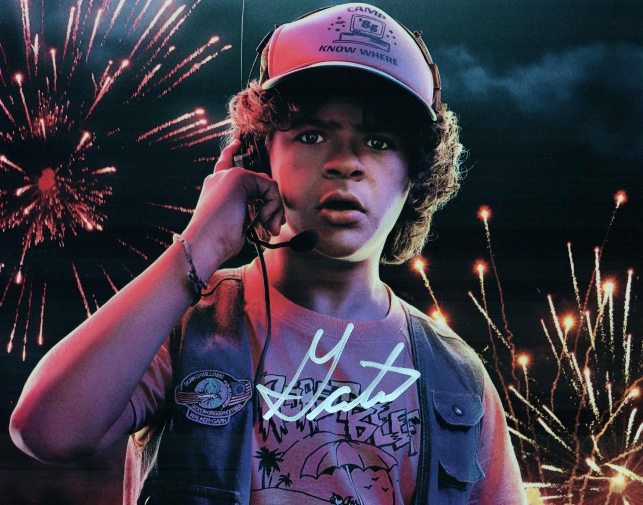 Gaten Matarazzo Autographed 8×10 Photo signed Picture + COA