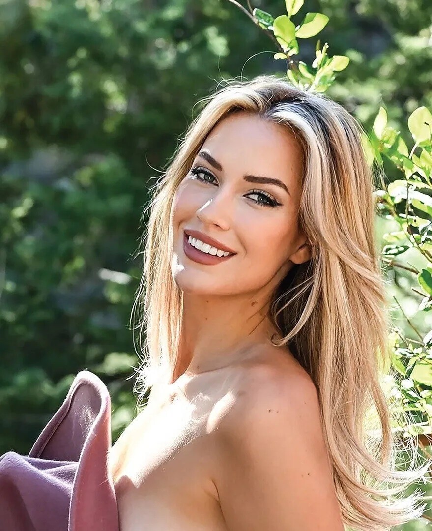 Paige Spiranac Smiling Headshot 8×10 Picture Celebrity Print