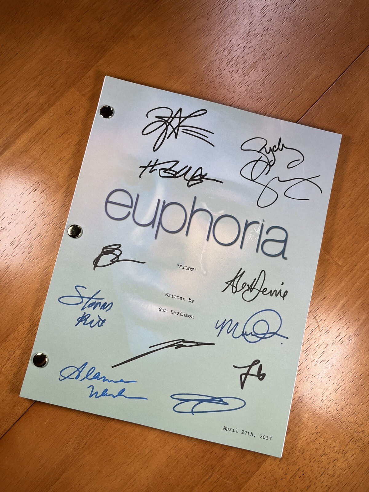 Euphoria Pilot Script Signed – Autograph Reprints – Zendaya- Euphoria Screenplay