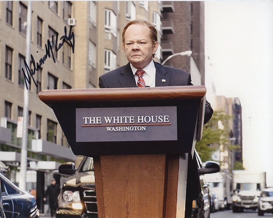 Melissa McCarthy signed Saturday Night Live 8×10 Sean Spicer photo SNL