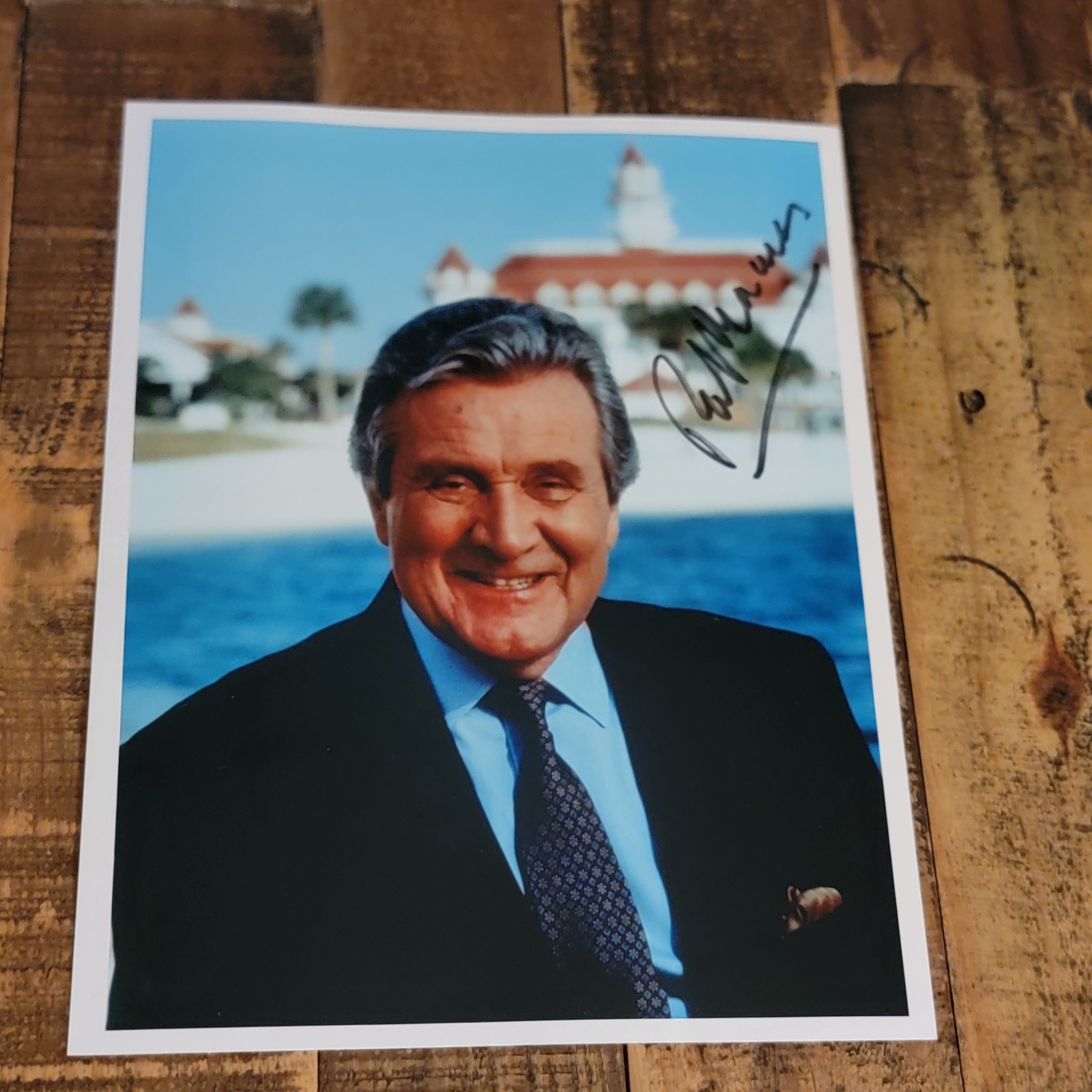 Patrick Macnee Signed 8″x10″ Photo