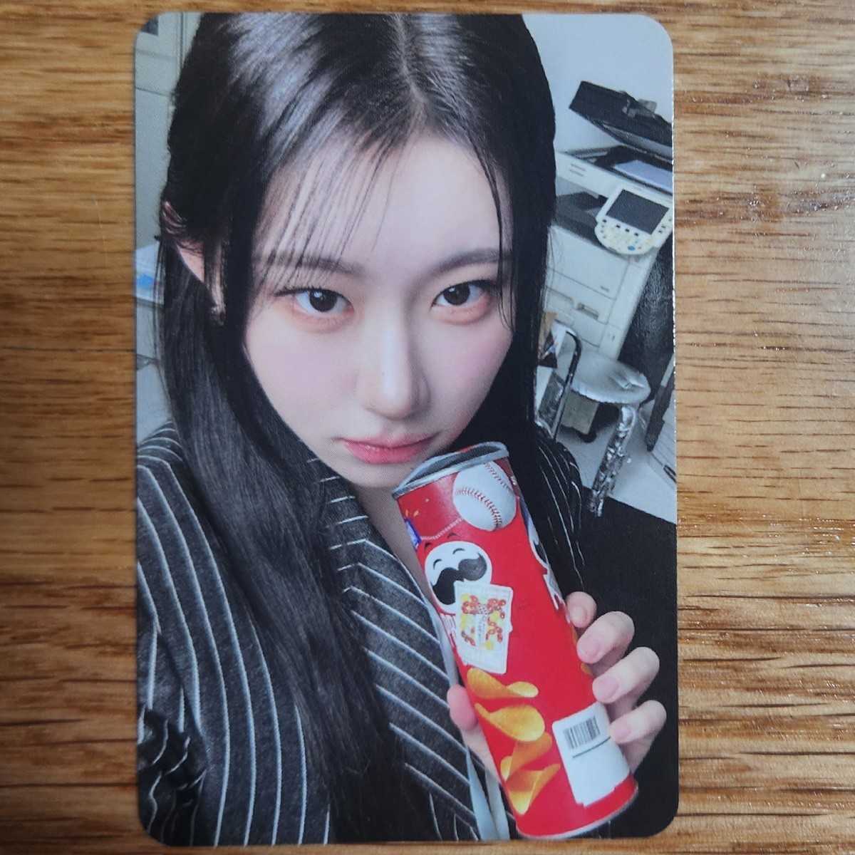 Chaeryeong Official Photocard Itzy 2025 Season’s Greeting Best Friends Forever
