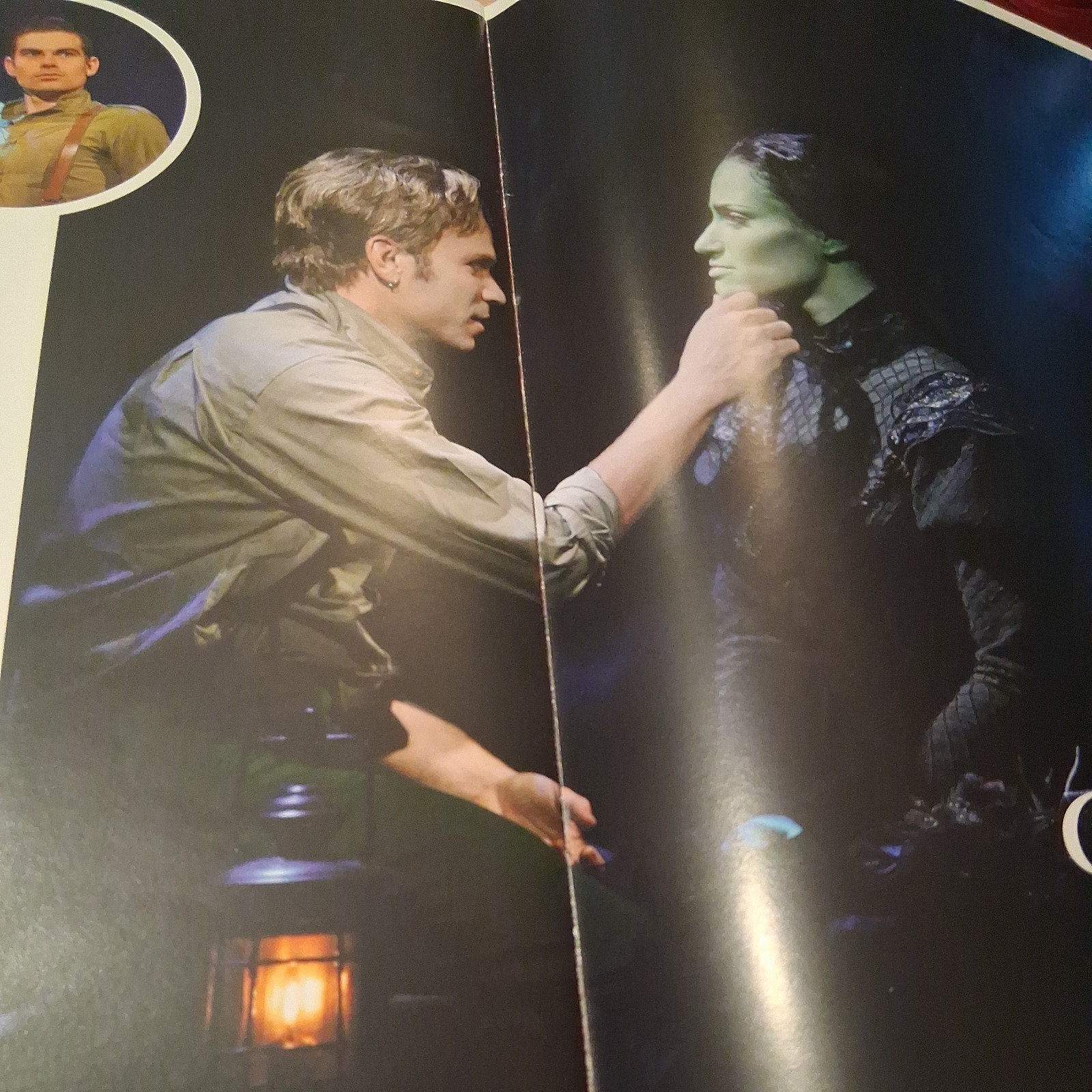 Wicked 2015 Show Program Flyer Theatre Broadway Indina Menzel Kristin Chenoweth