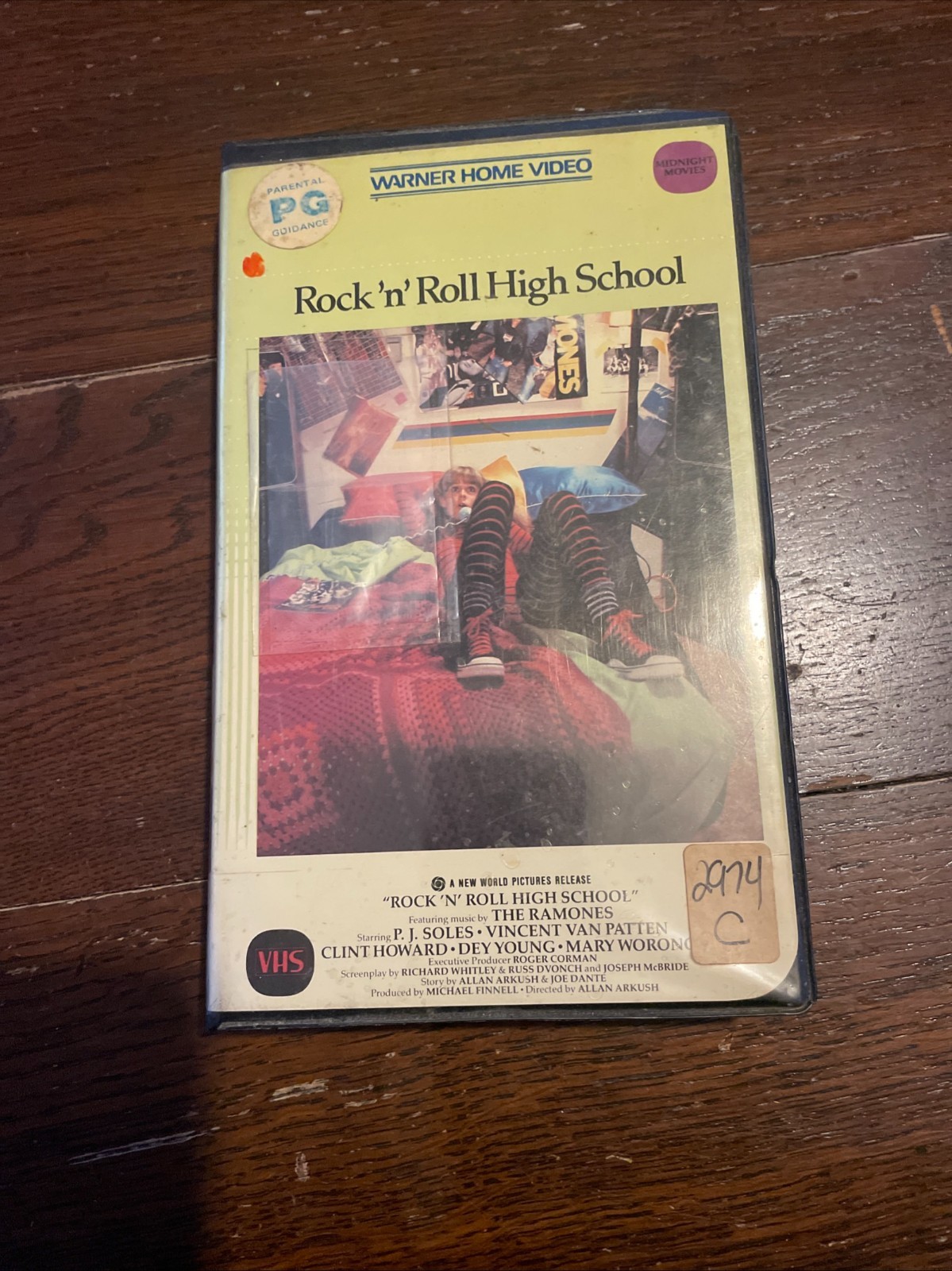 1979 RAMONES Rock ‘N’ Roll High School VHS Video Tape w/Original Clam Shell BOX