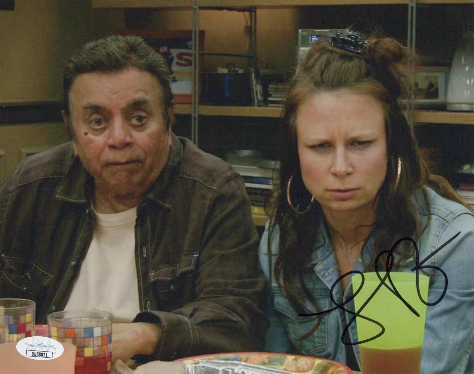 MARY LYNN RAJSKUB Signed 8×10 IT’S ALWAYS SUNNY GAIL THE SNAIL Autograph JSA COA