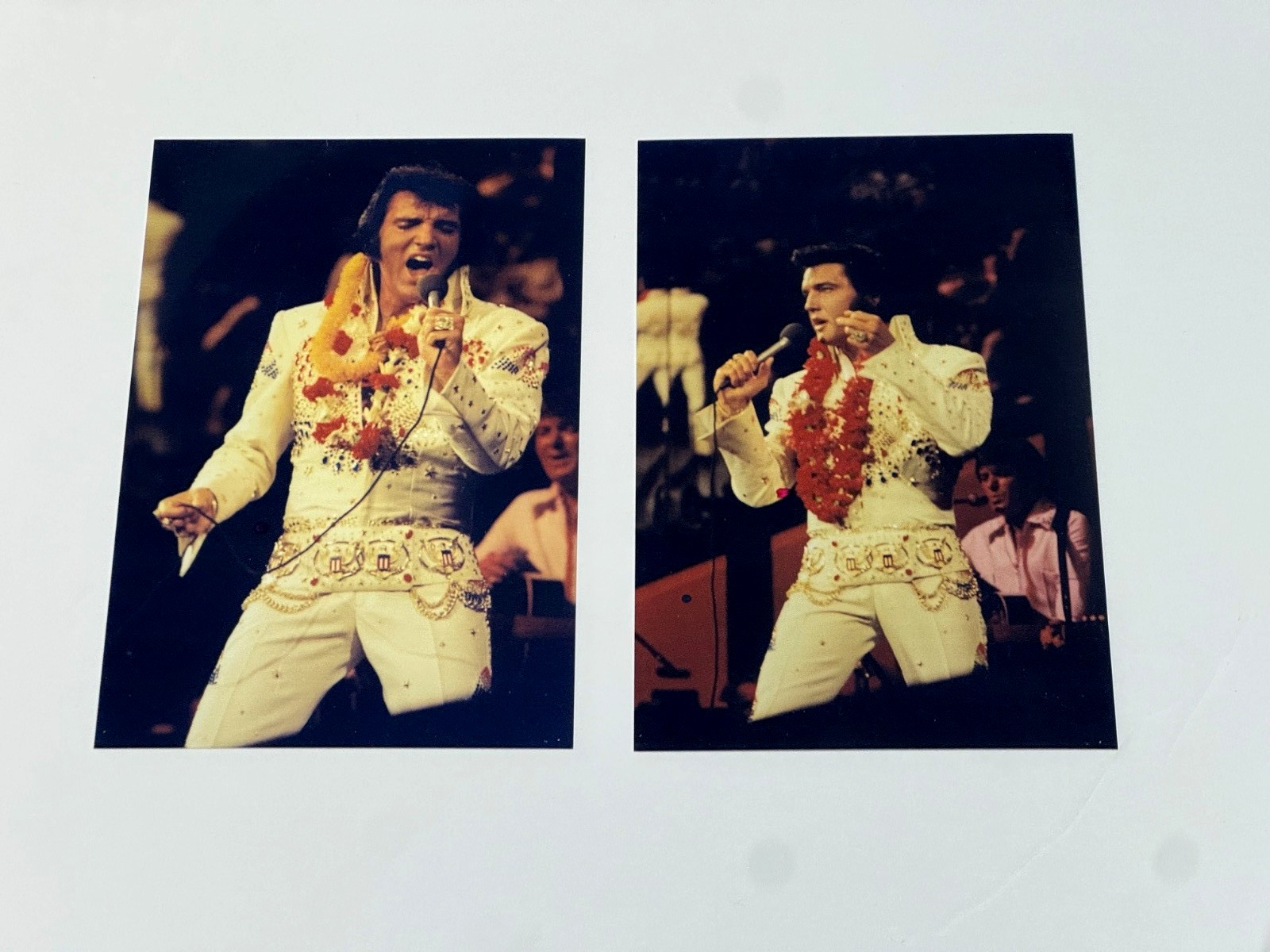 ELVIS PRESLEY VINTAGE PHOTO SET OF 2 HONOLULU HAWAII 1973 STAMPED AUTHNTIC LEECH
