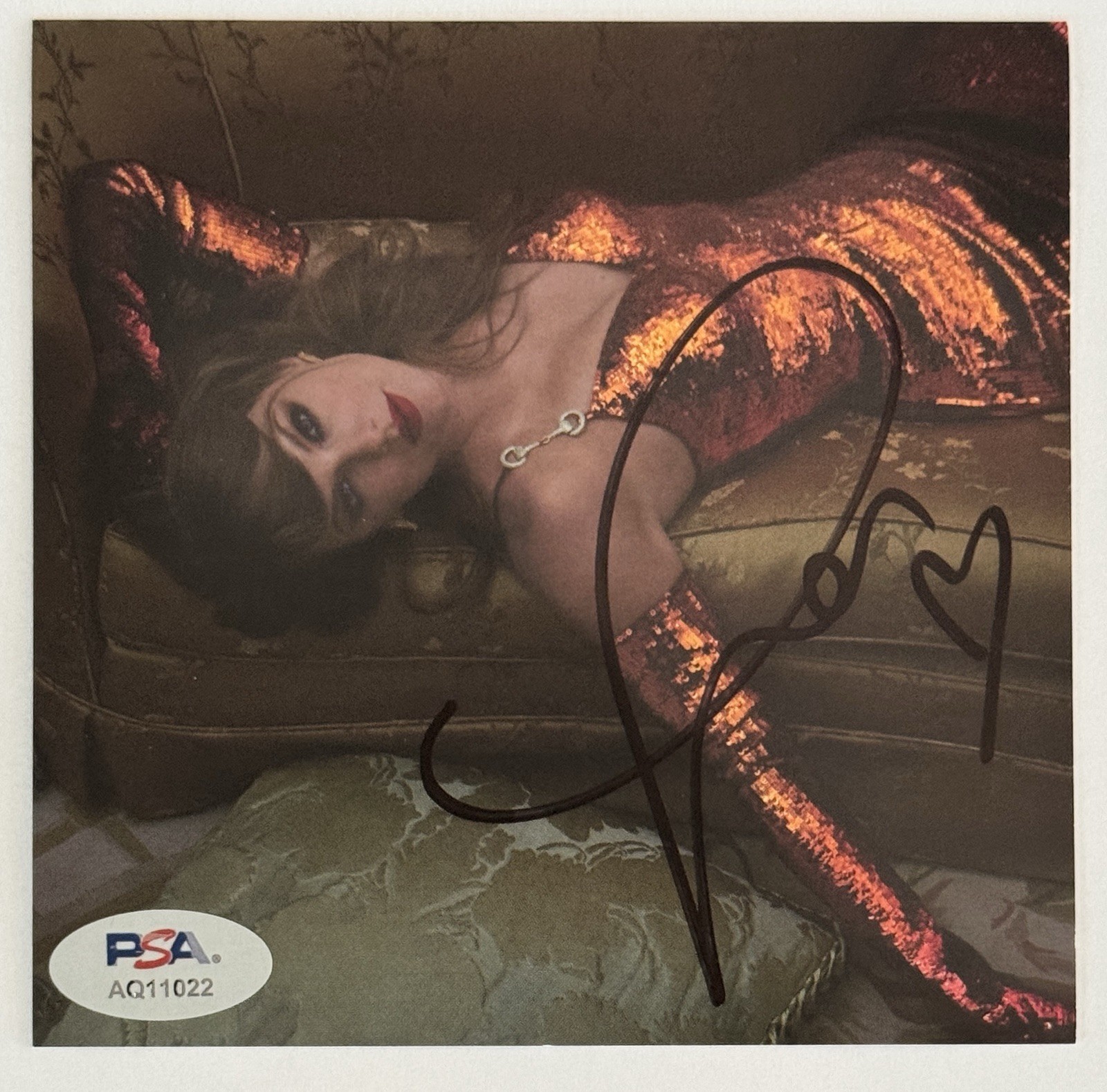 FRAMED SIGNED TAYLOR SWIFT LIFE OF A SHOWGIRL #2 PHOTO CD PSA DNA COA AUTOGRAPH
