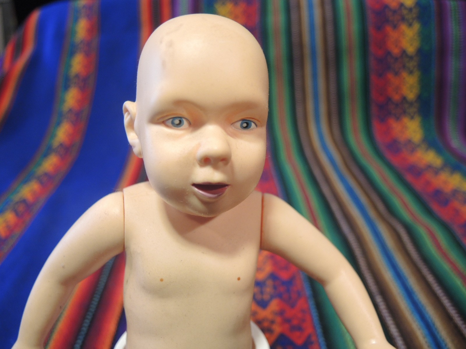Unreal Pictures – 1998 – Ally McBeal – Dancing Baby Figurine 7.5″ Baby in Diaper